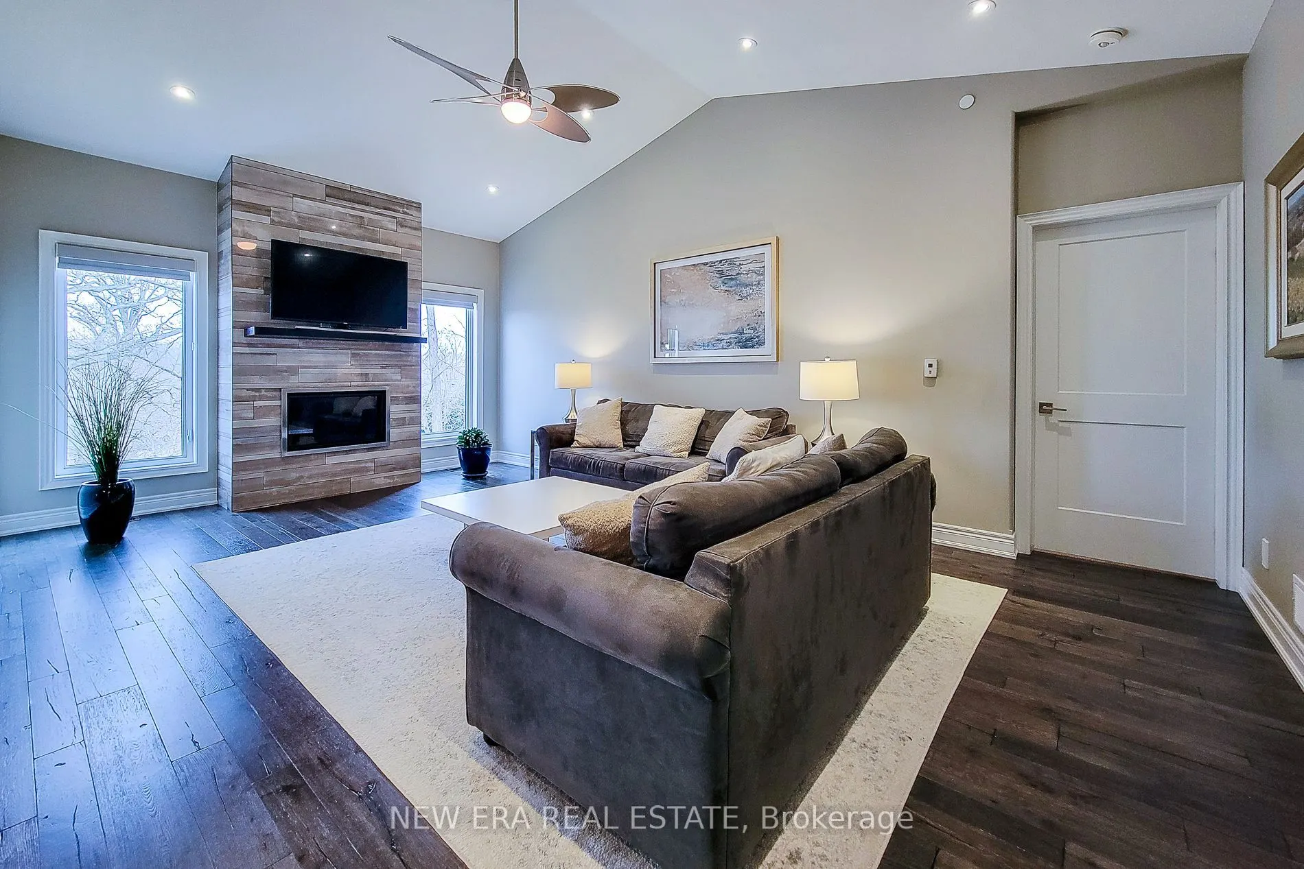 32 Ridgeview Crescent, #14