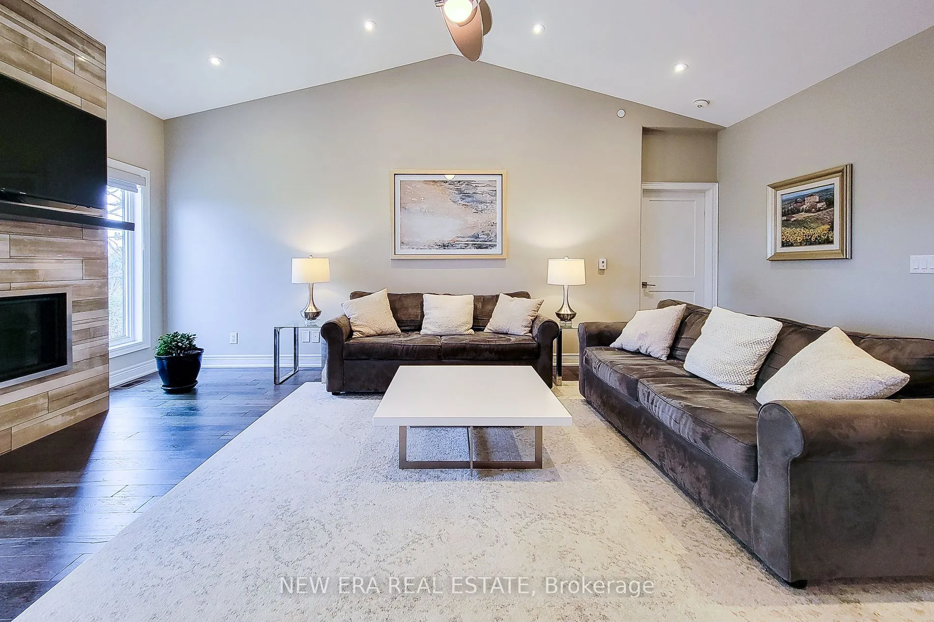 32 Ridgeview Crescent, #14