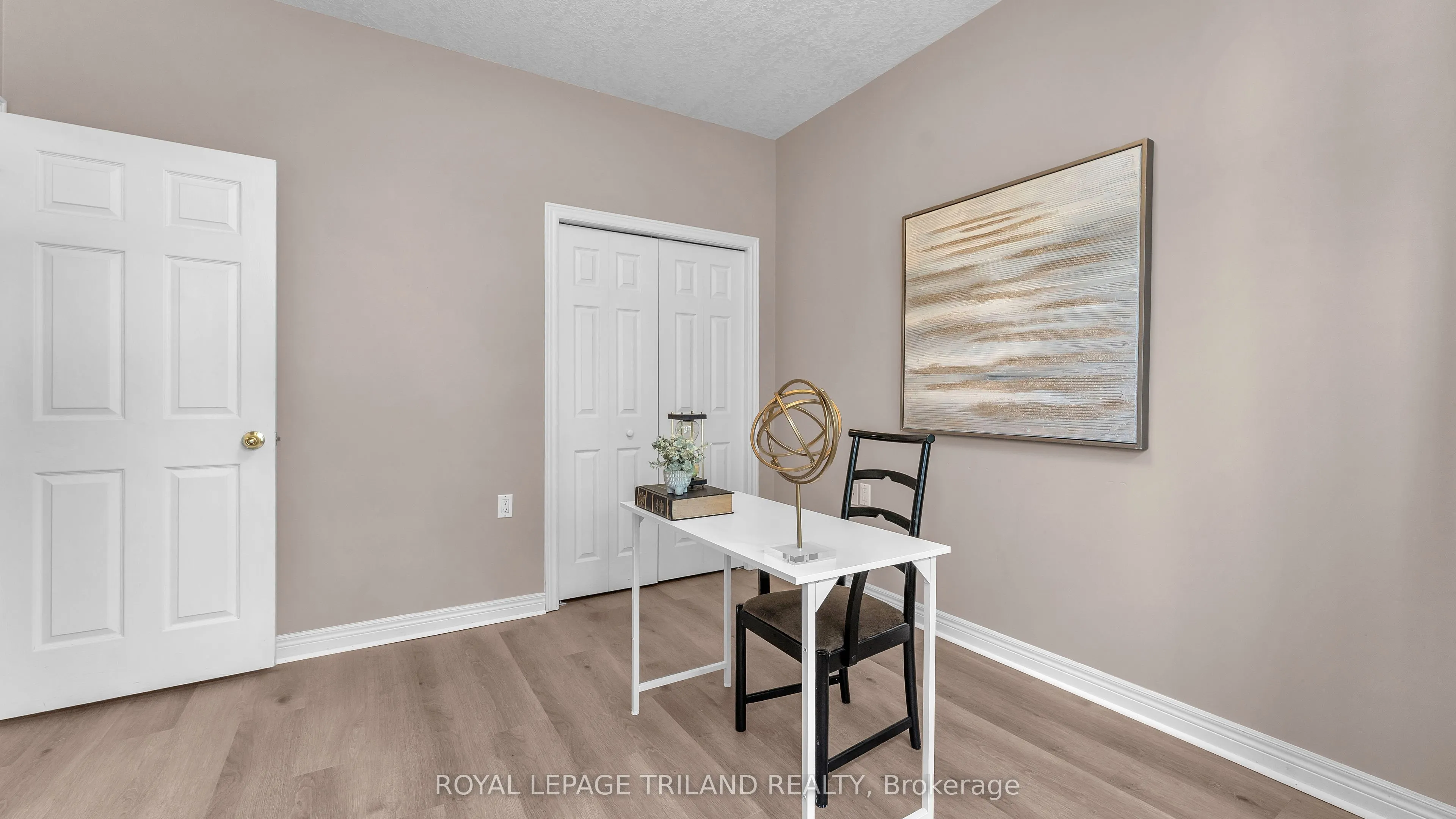 1574 RICHMOND Street #28