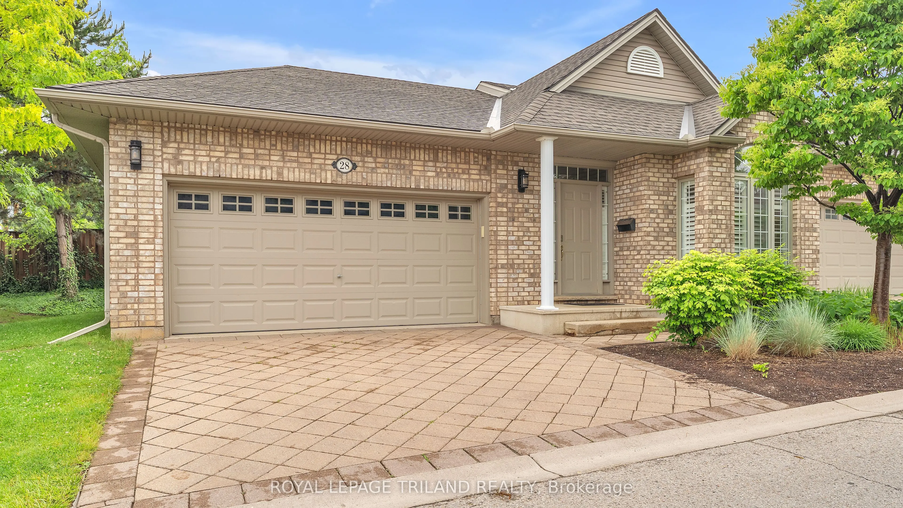 1574 RICHMOND Street #28