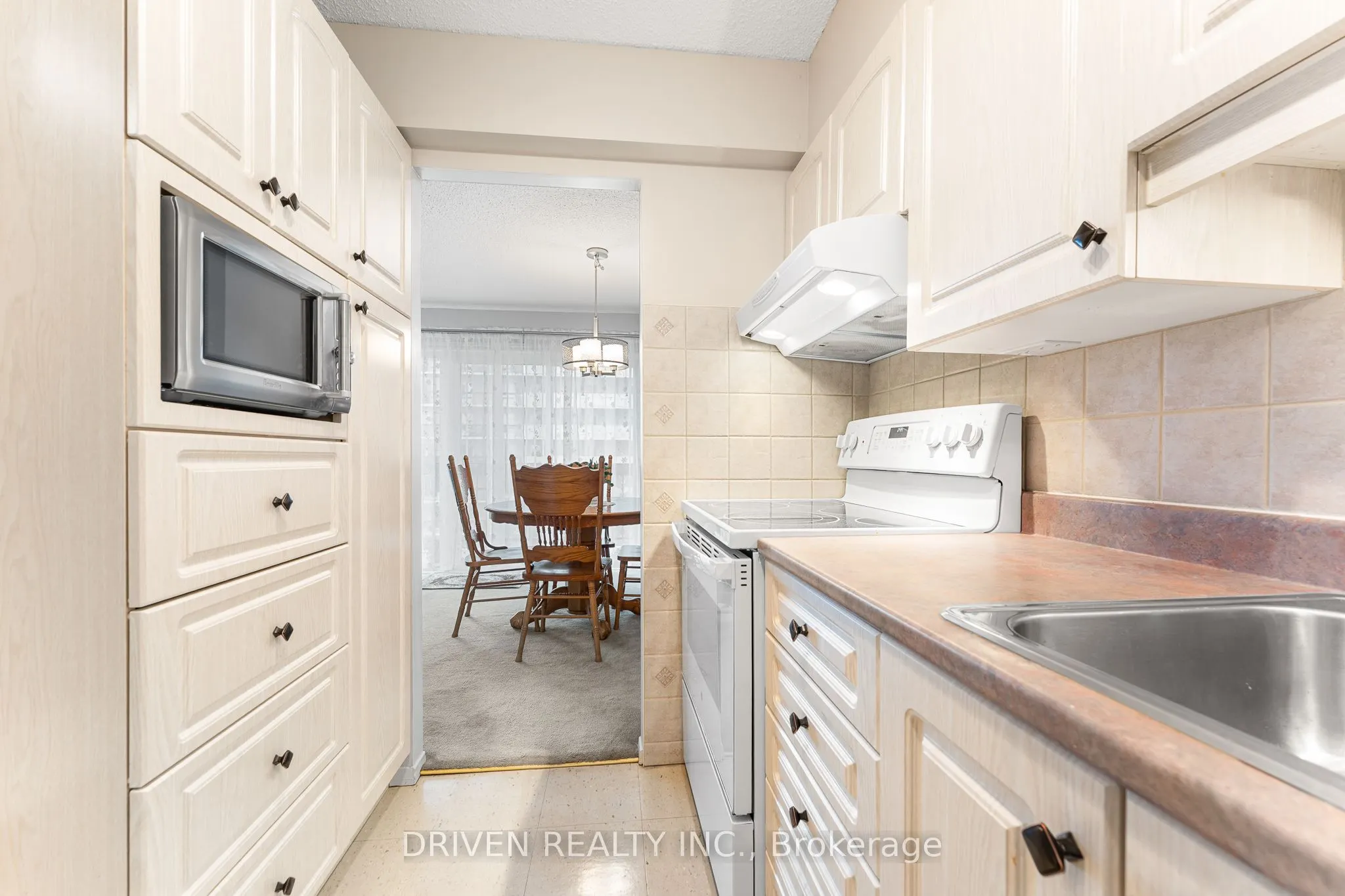 158A McArthur Avenue, #404