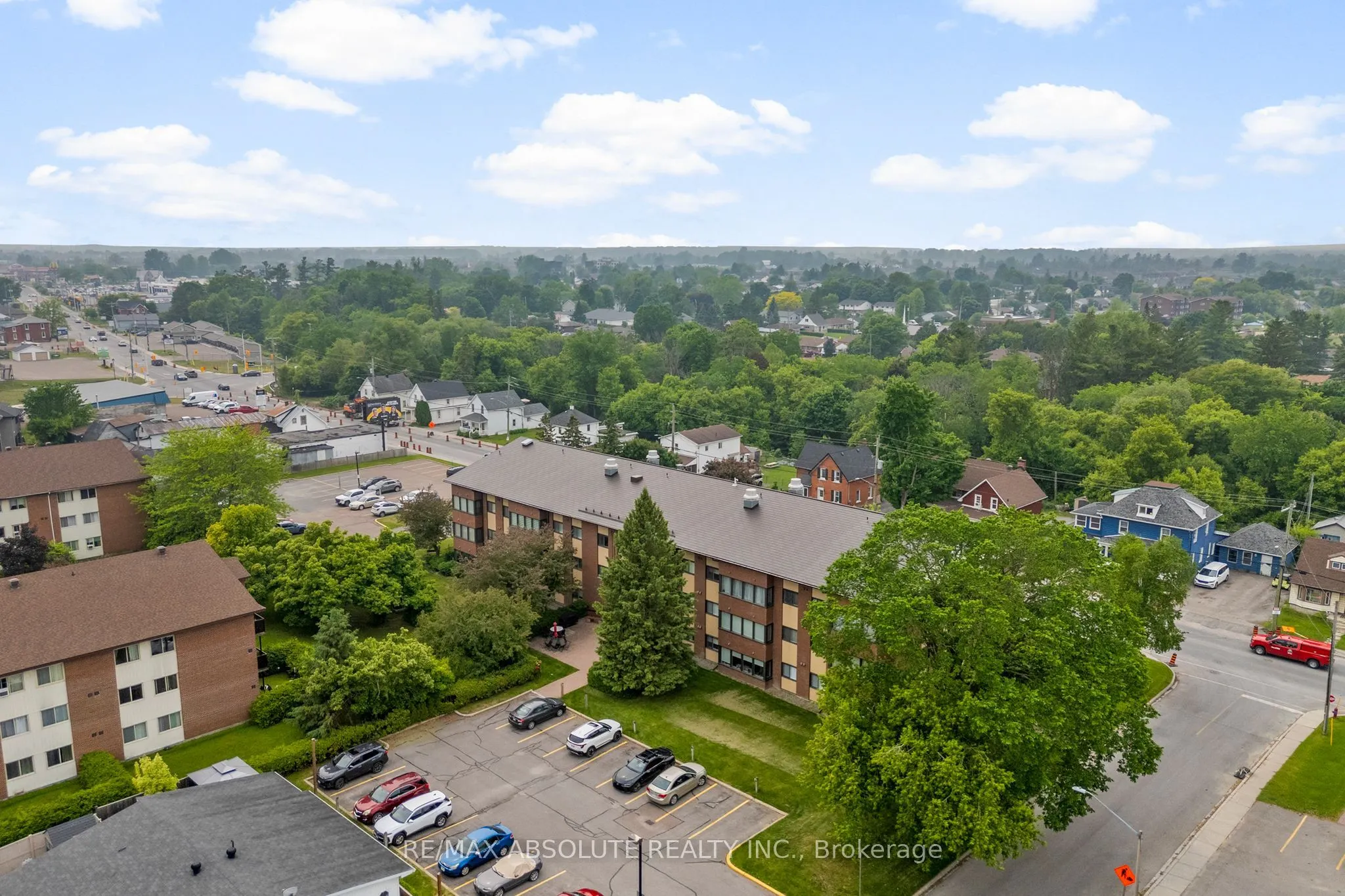 124 Daniel Street S, #301