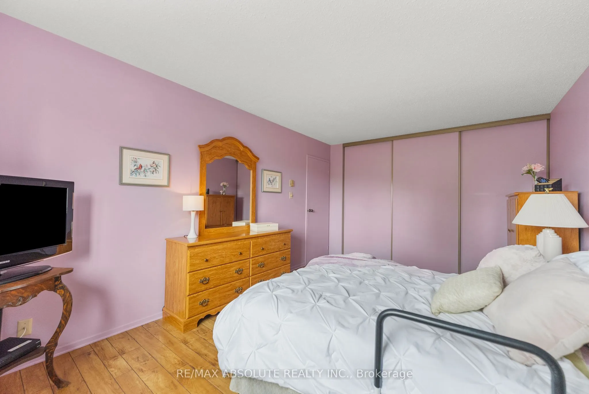 124 Daniel Street S, #301