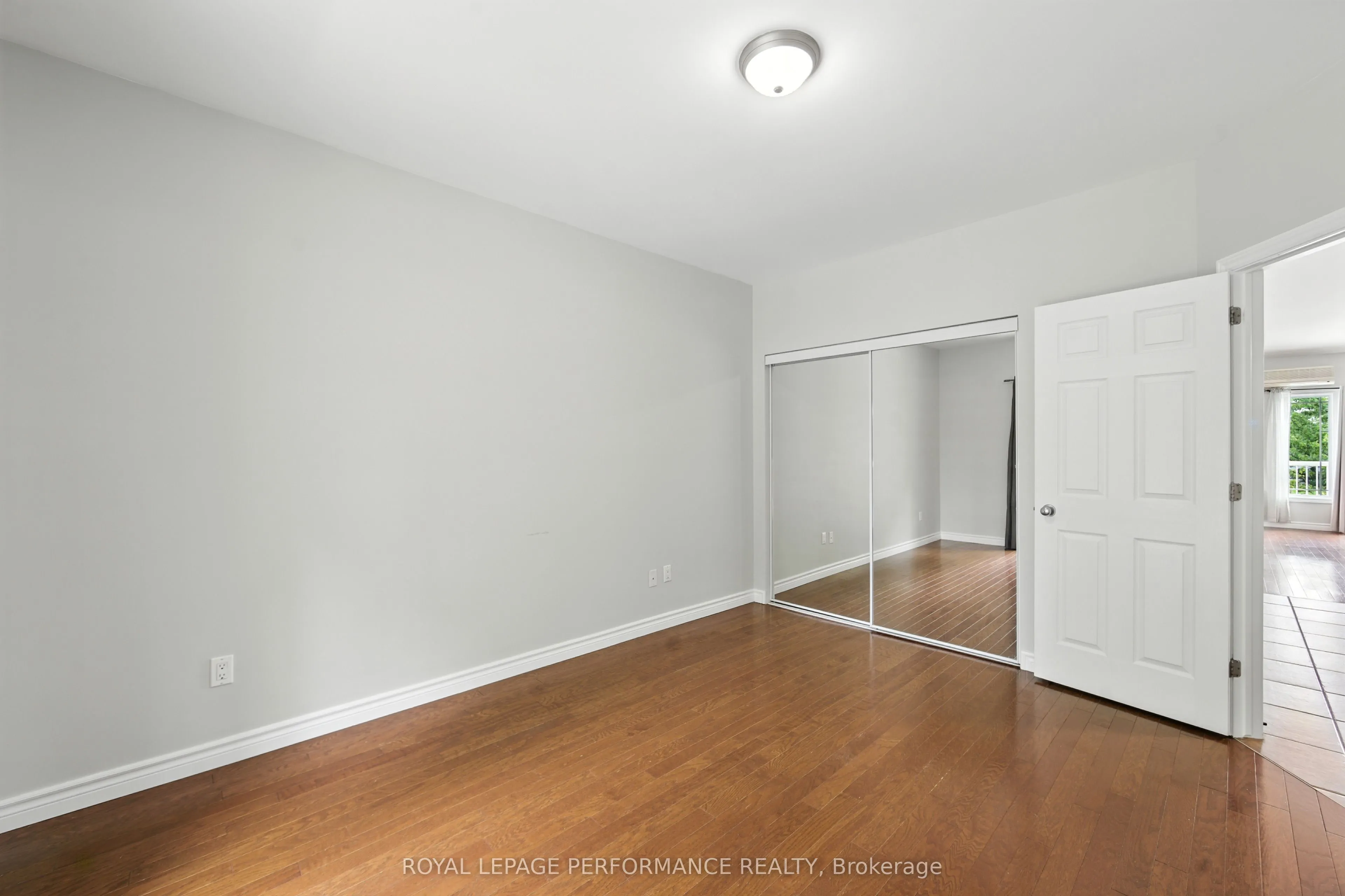 20 Valain Street, #5