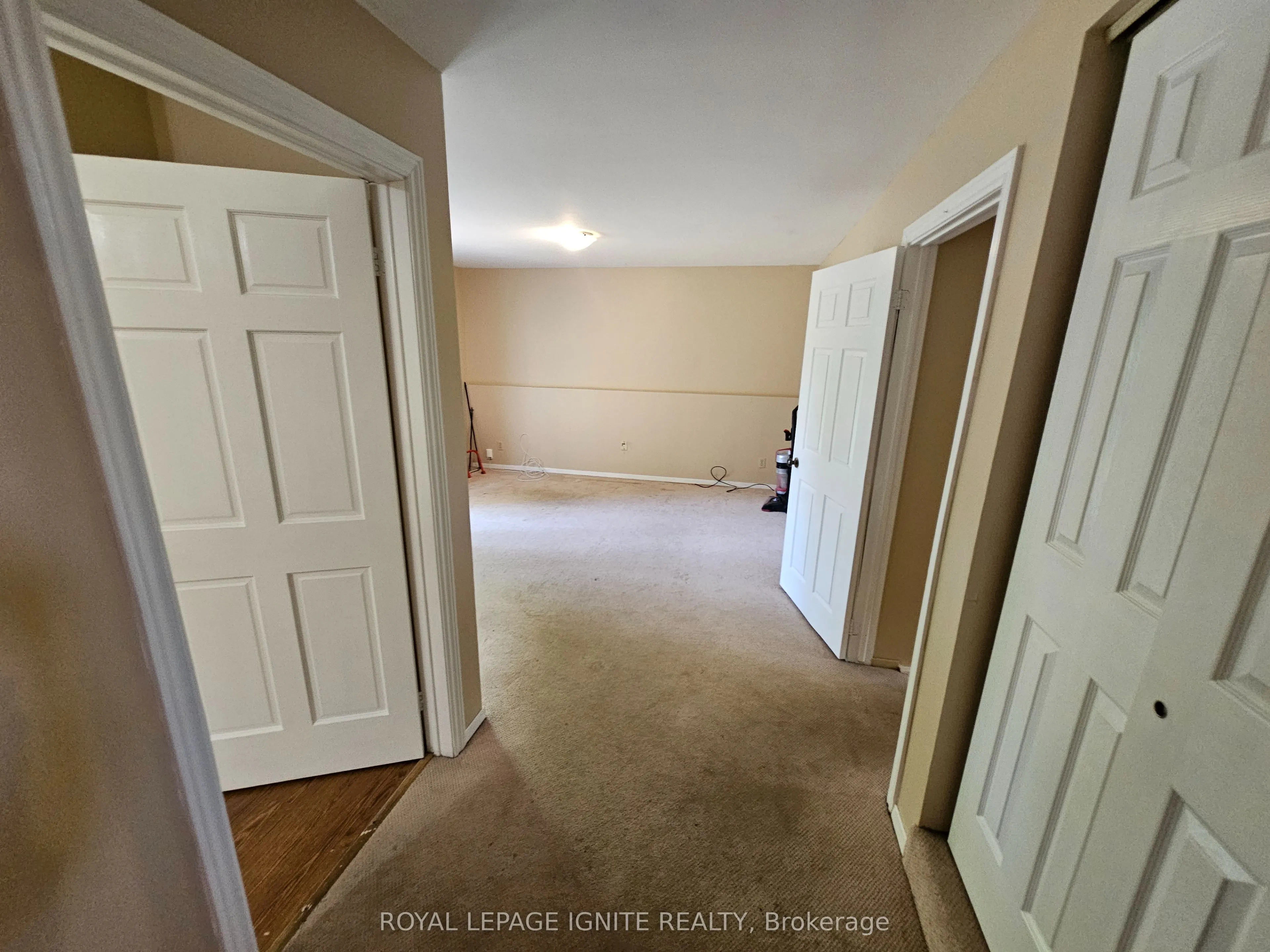 253 WOODLAND Drive N