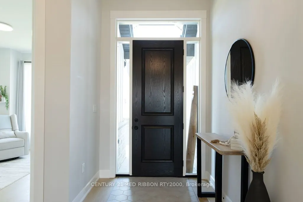 11 BRISCOE Crescent