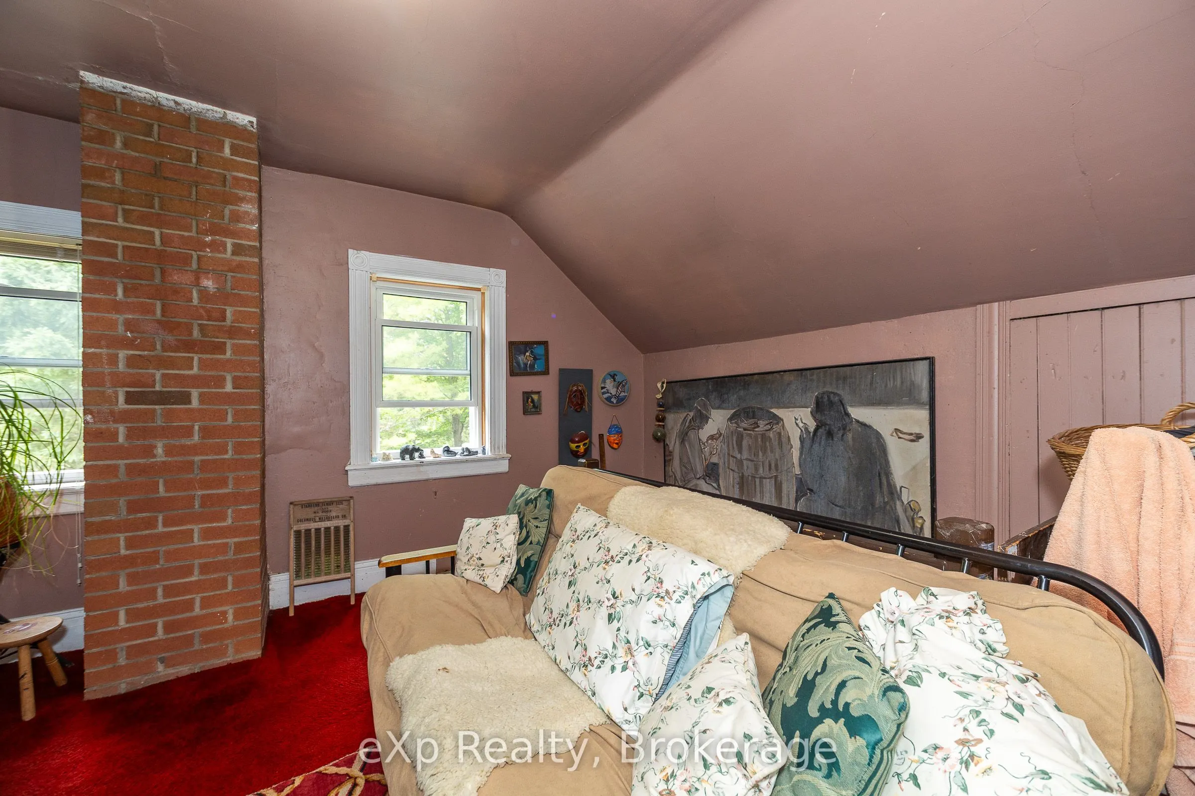 103379 Grey Rd 18