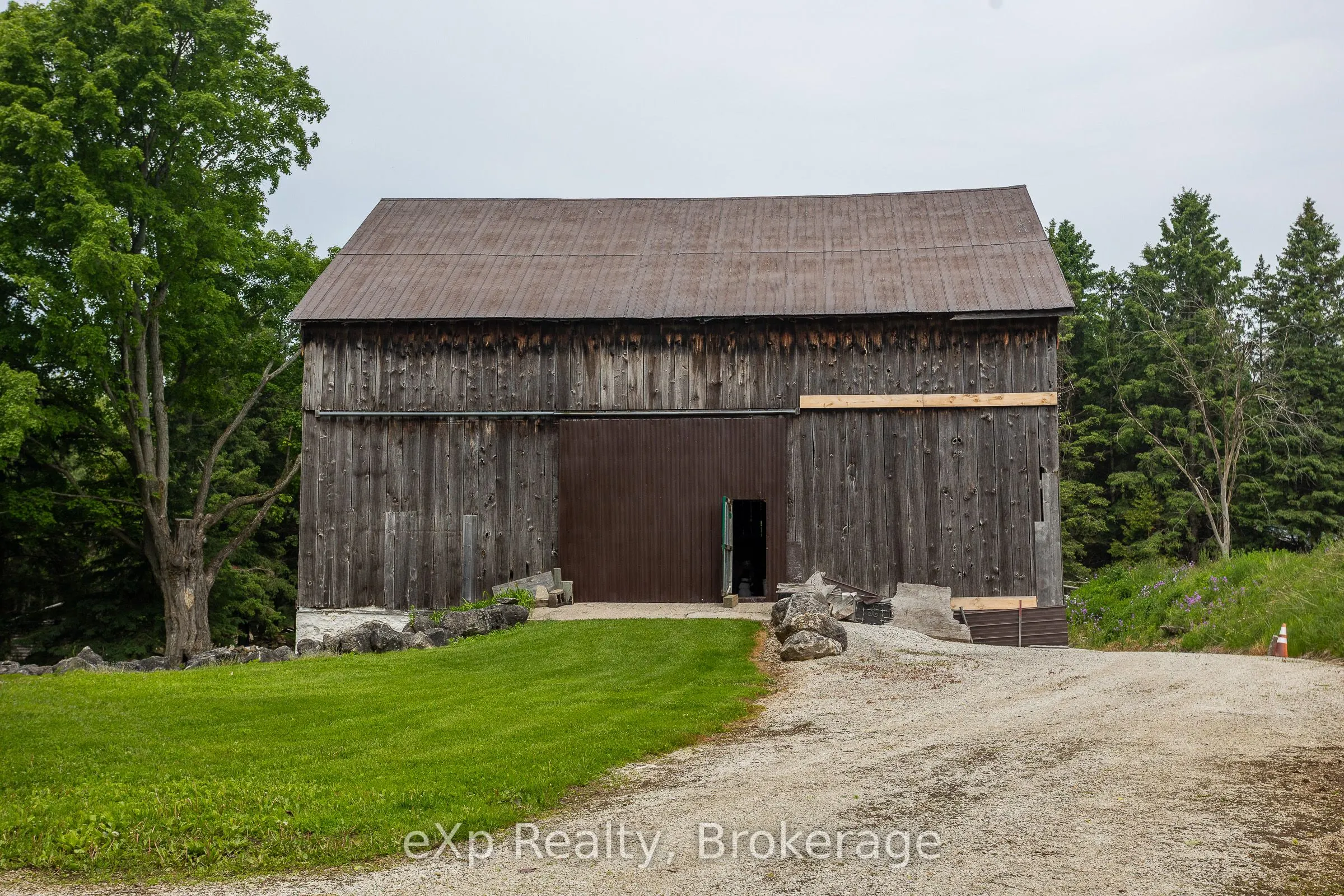 103379 Grey Rd 18