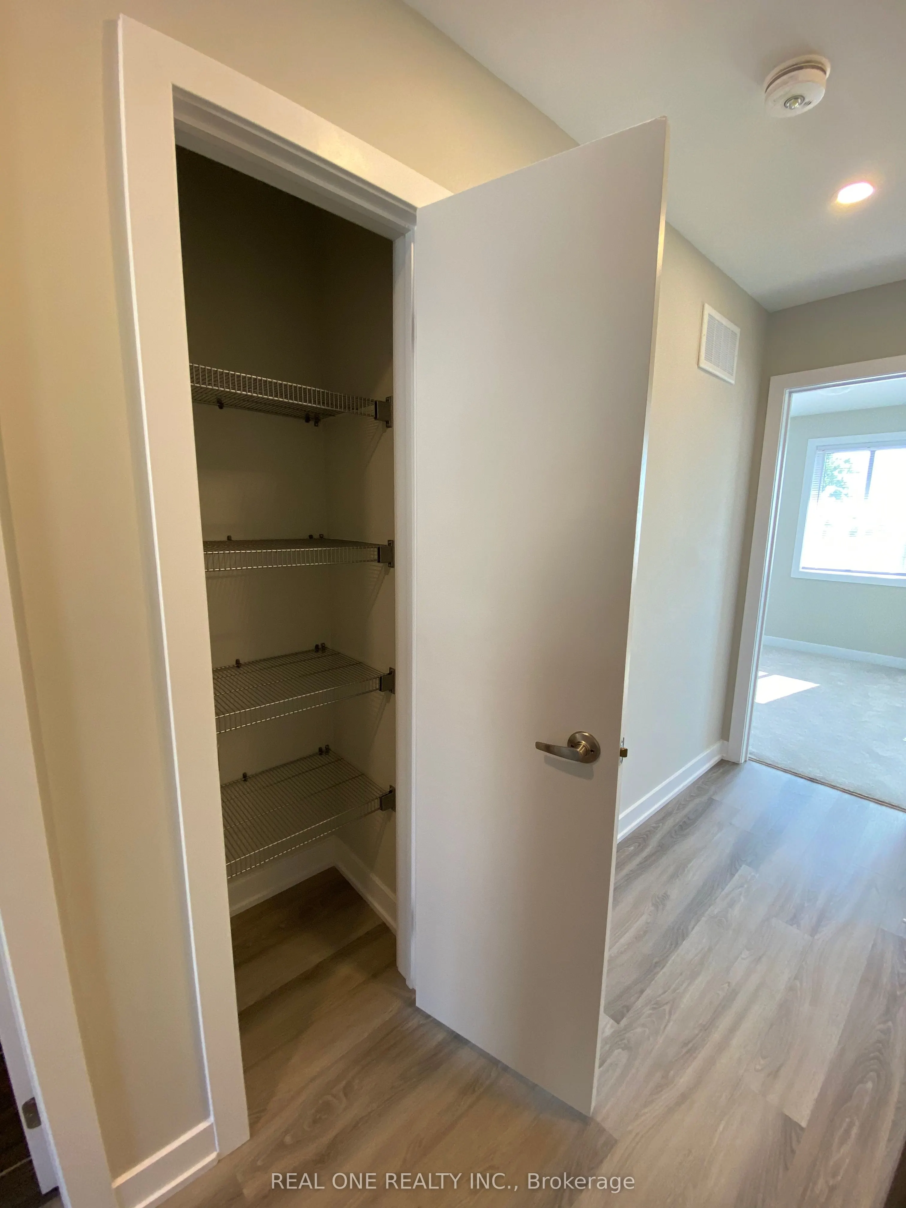 63 Markle Crescent, #40
