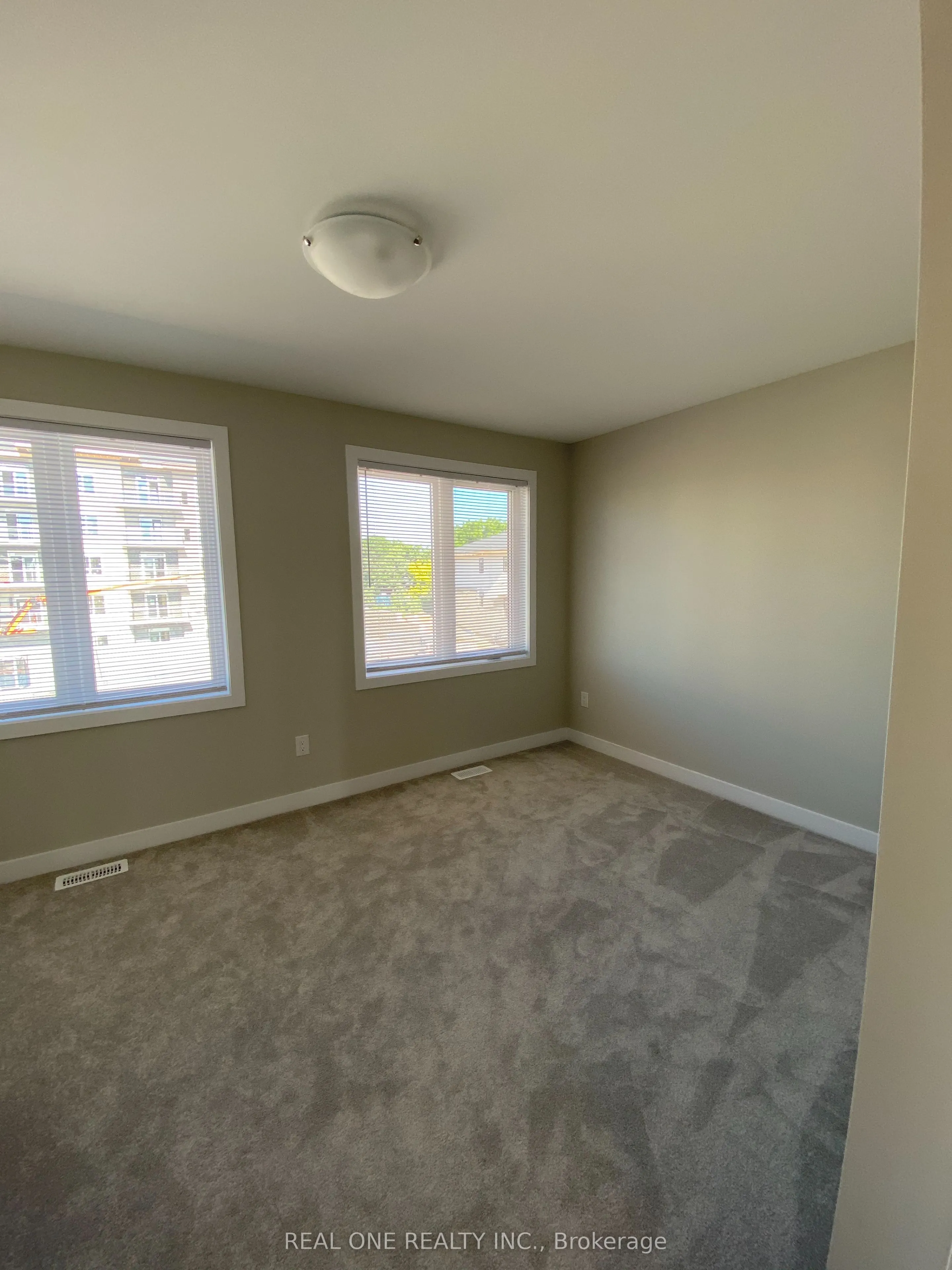 63 Markle Crescent, #40