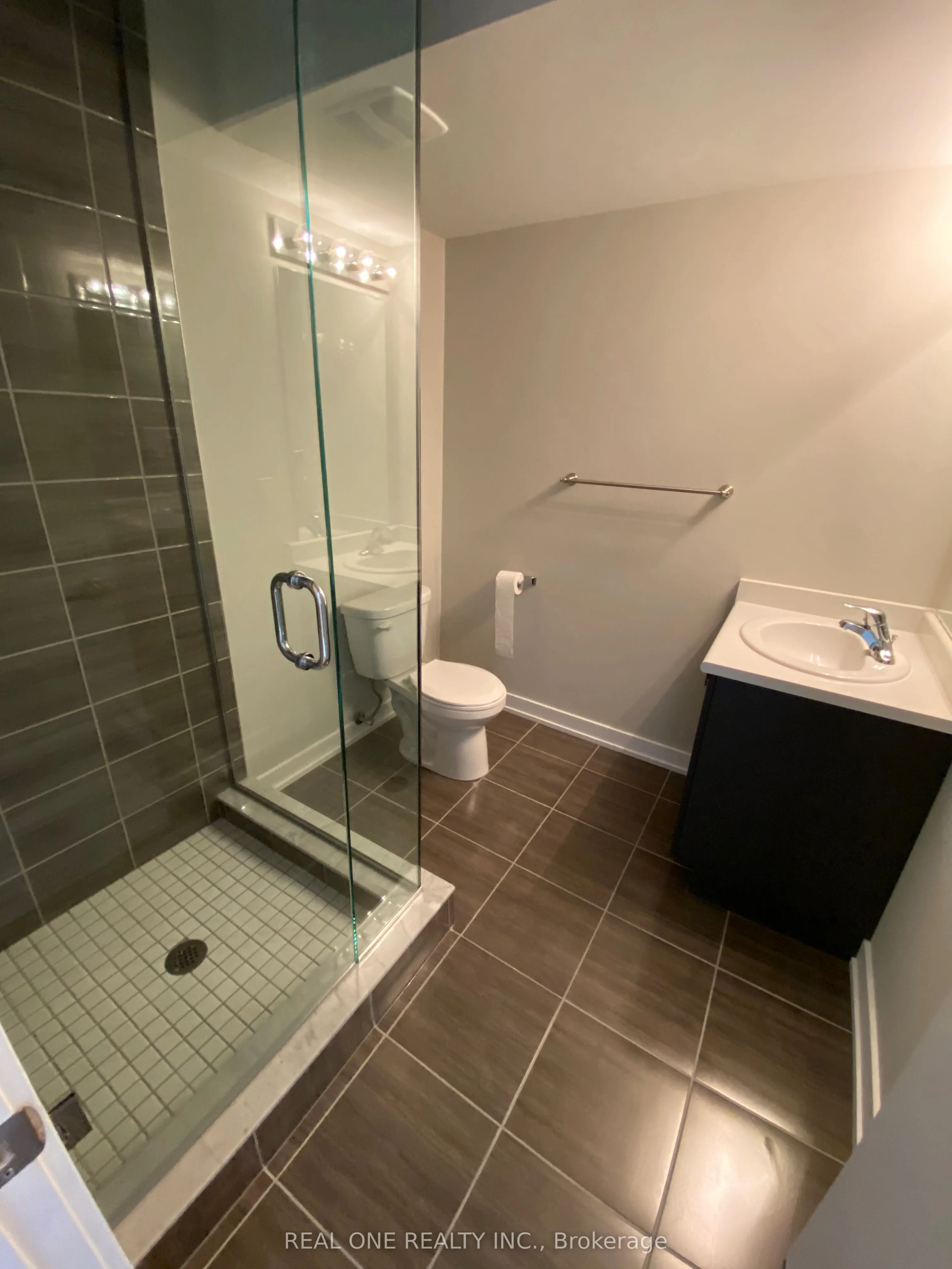 63 Markle Crescent, #40