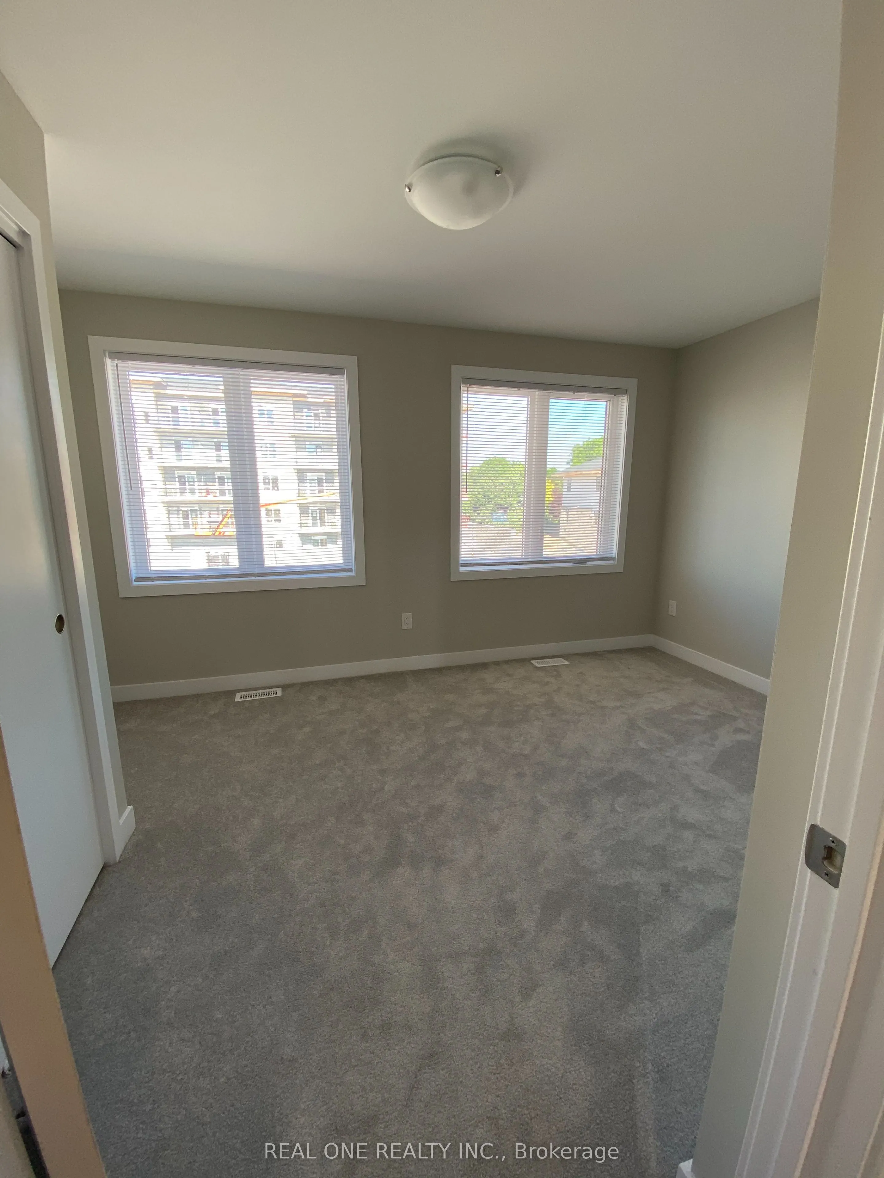 63 Markle Crescent, #40