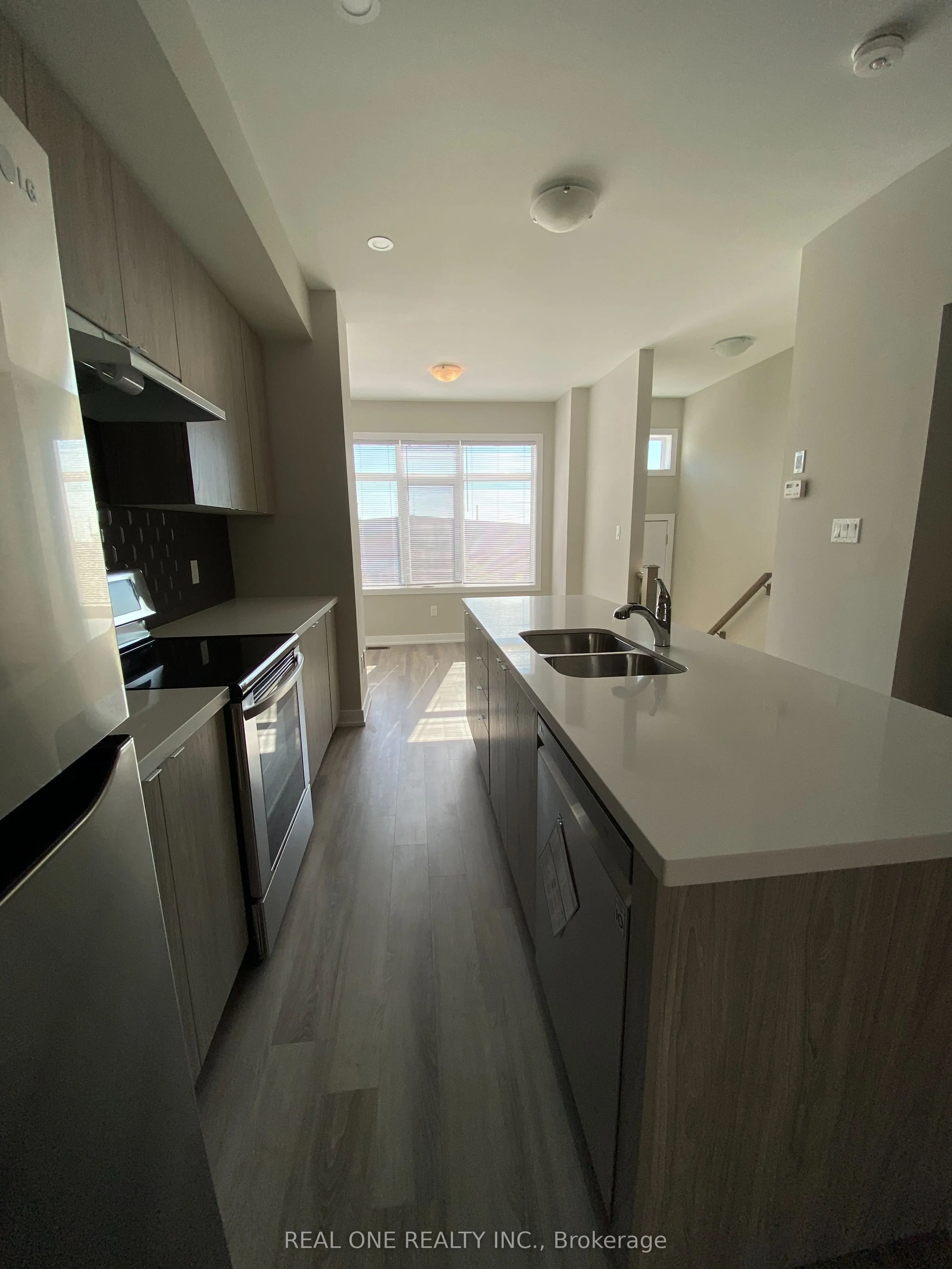 63 Markle Crescent, #40