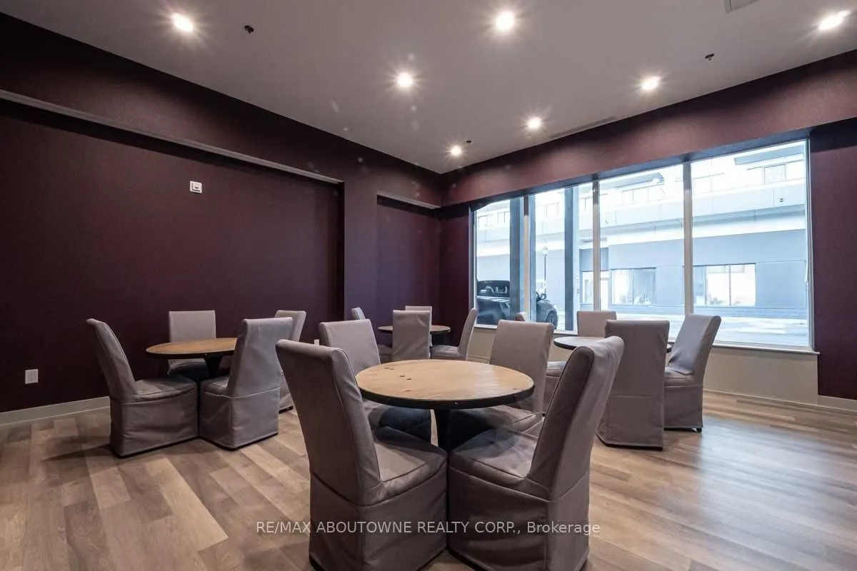 550 North Service Road, #512