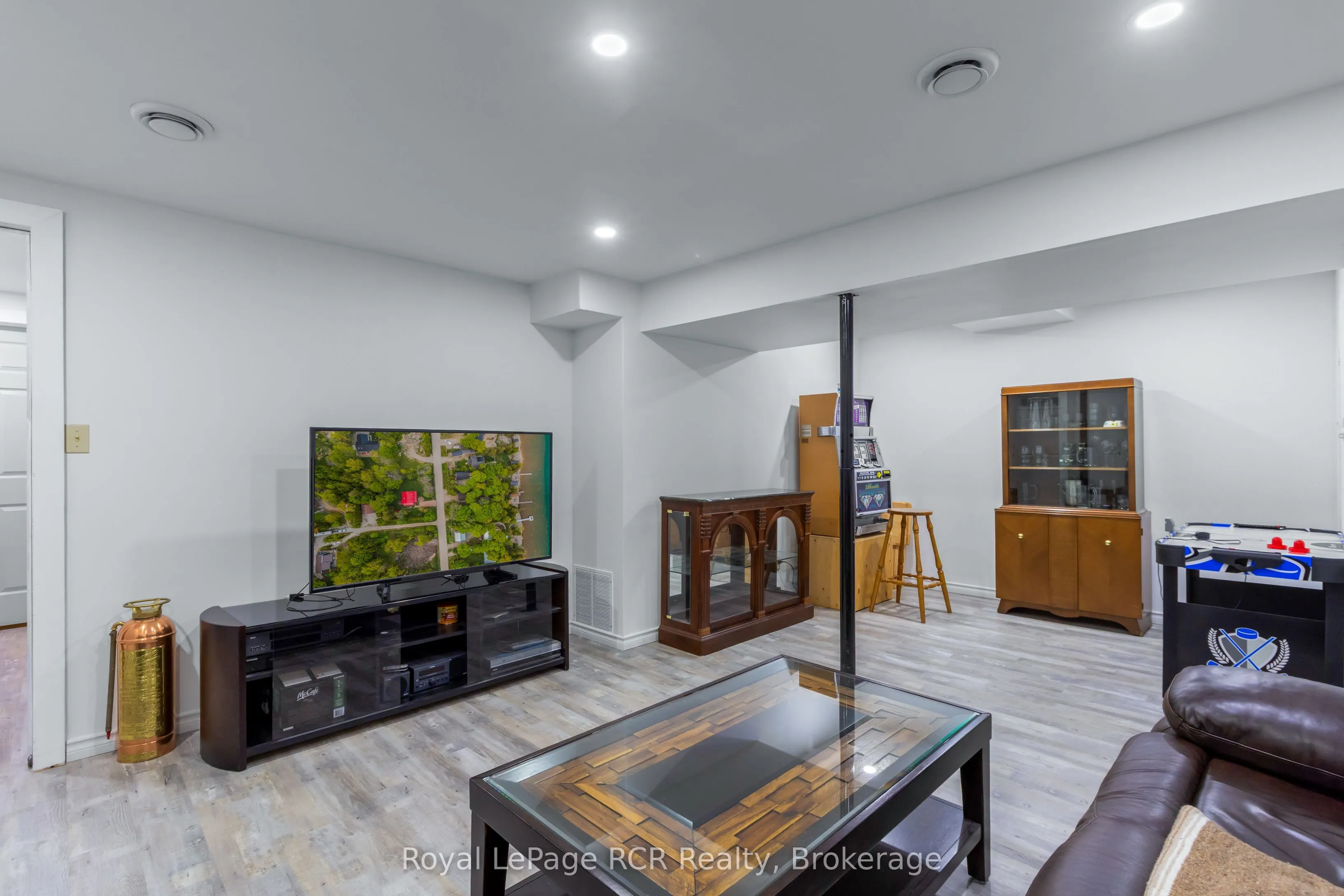 625 Mallory Beach Road