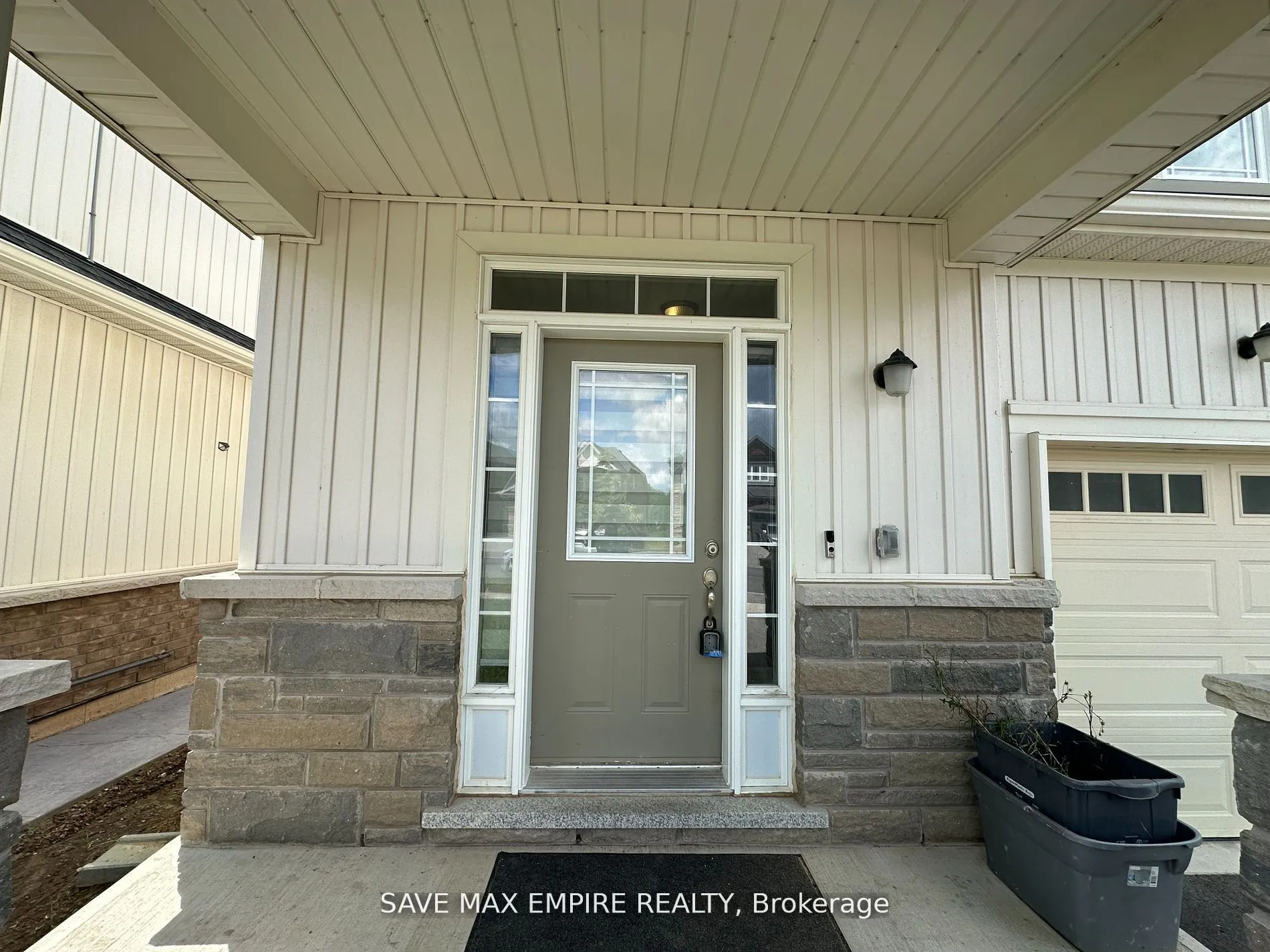 1499 MARINA Drive