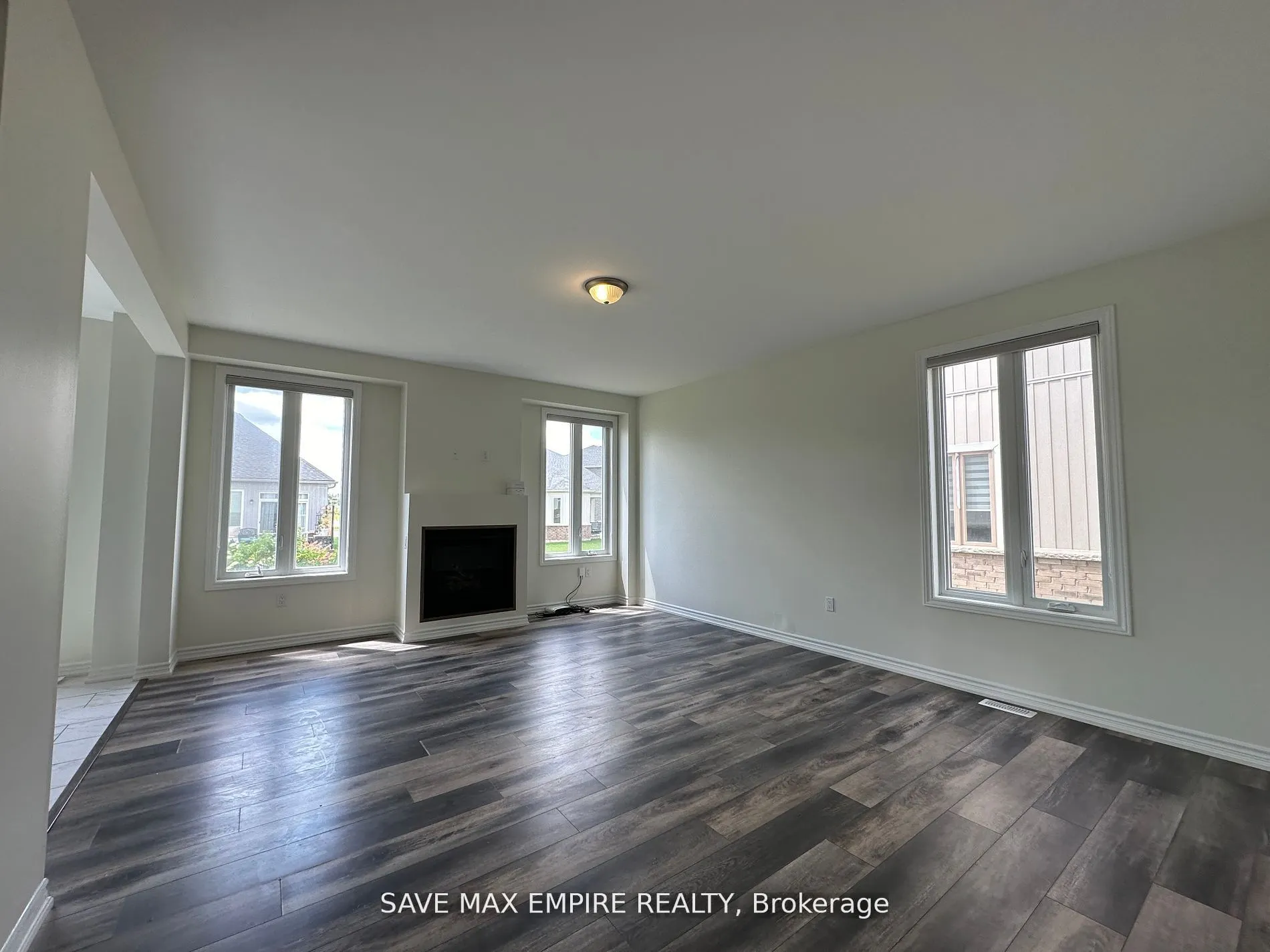 1499 MARINA Drive
