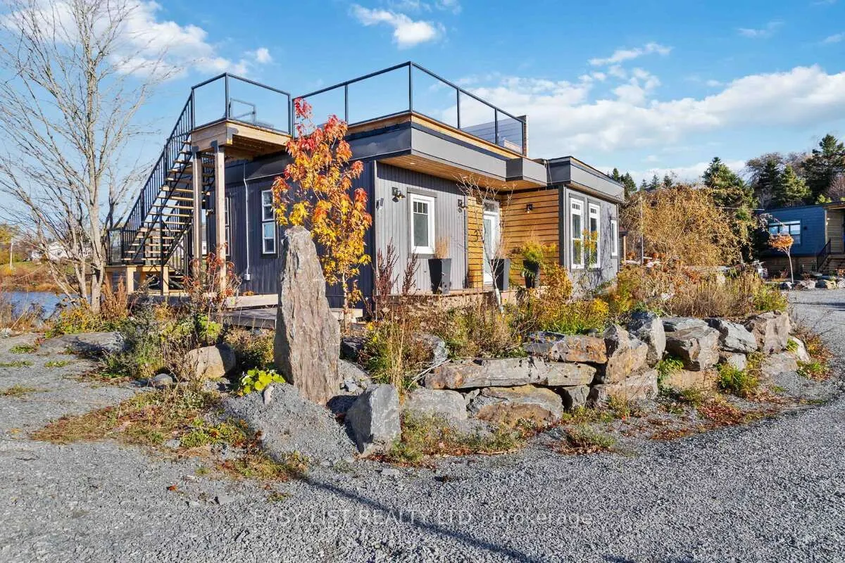 693 Mason Beach Road, #3