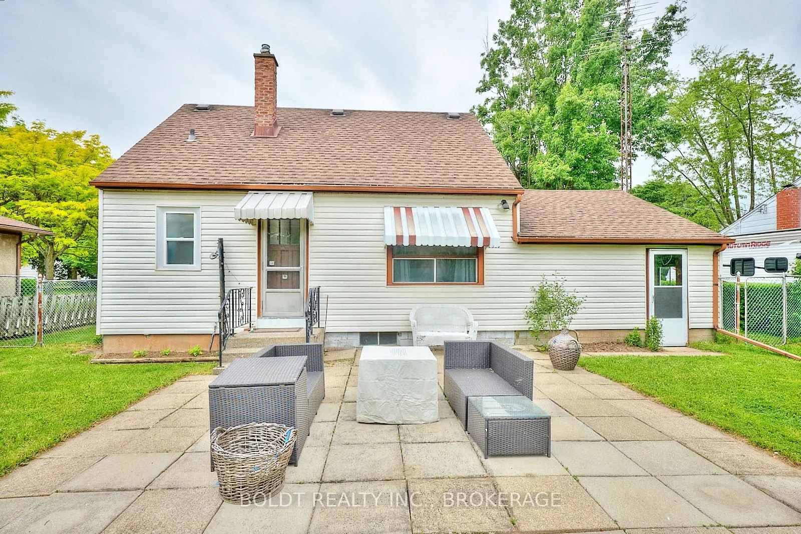 130 GADSBY Avenue