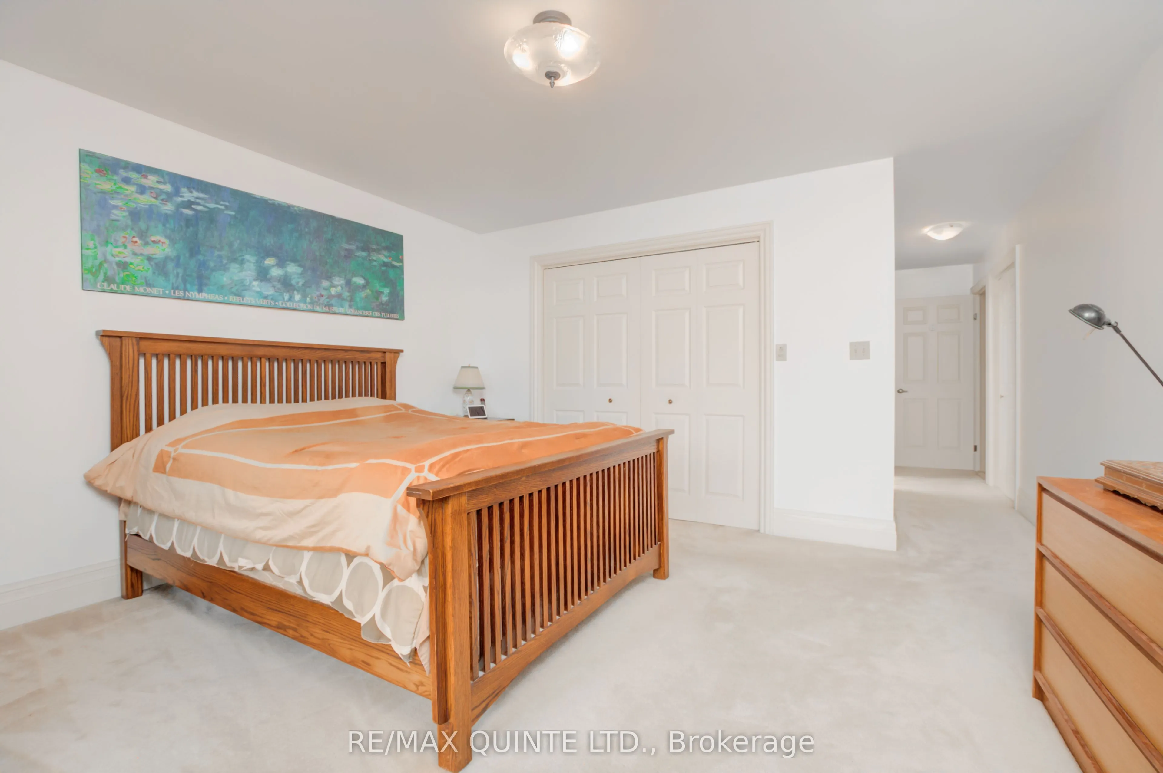 55 Oakridge Drive