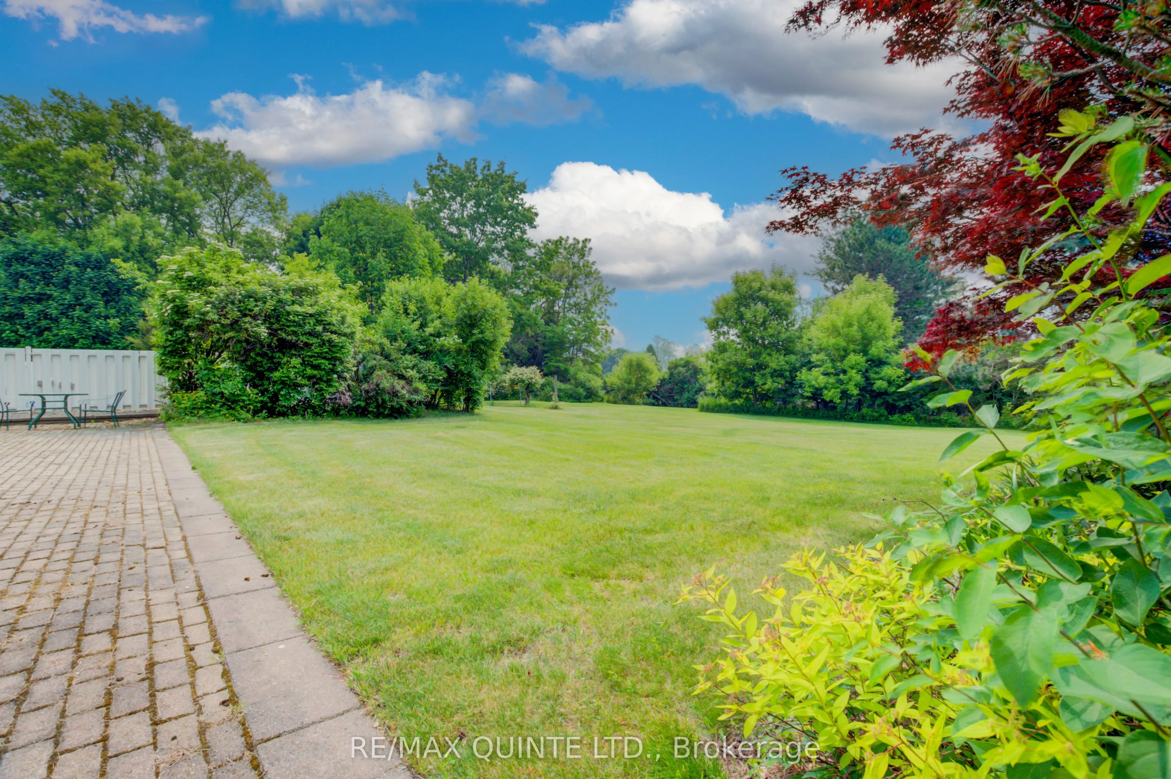55 Oakridge Drive