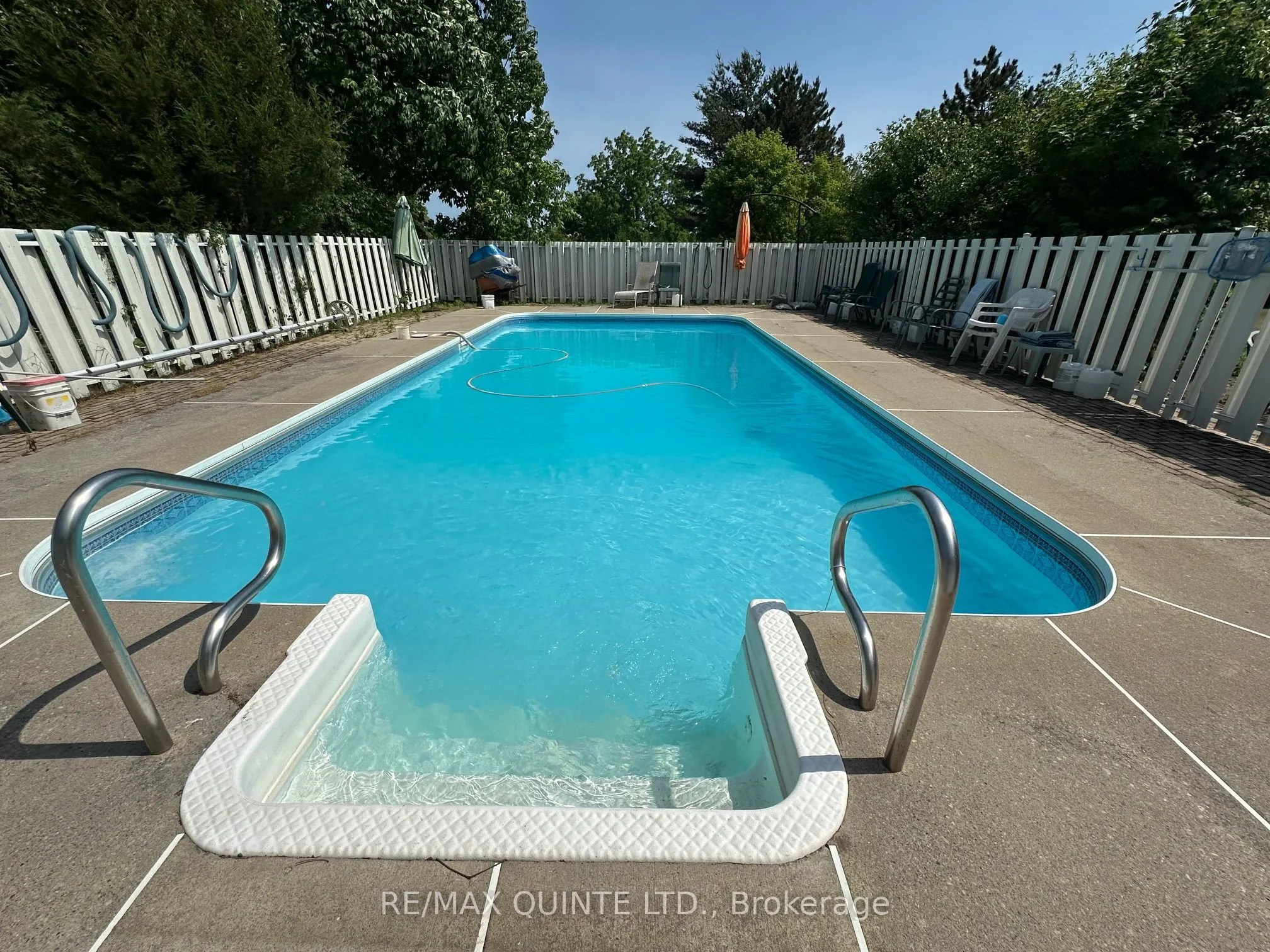 55 Oakridge Drive