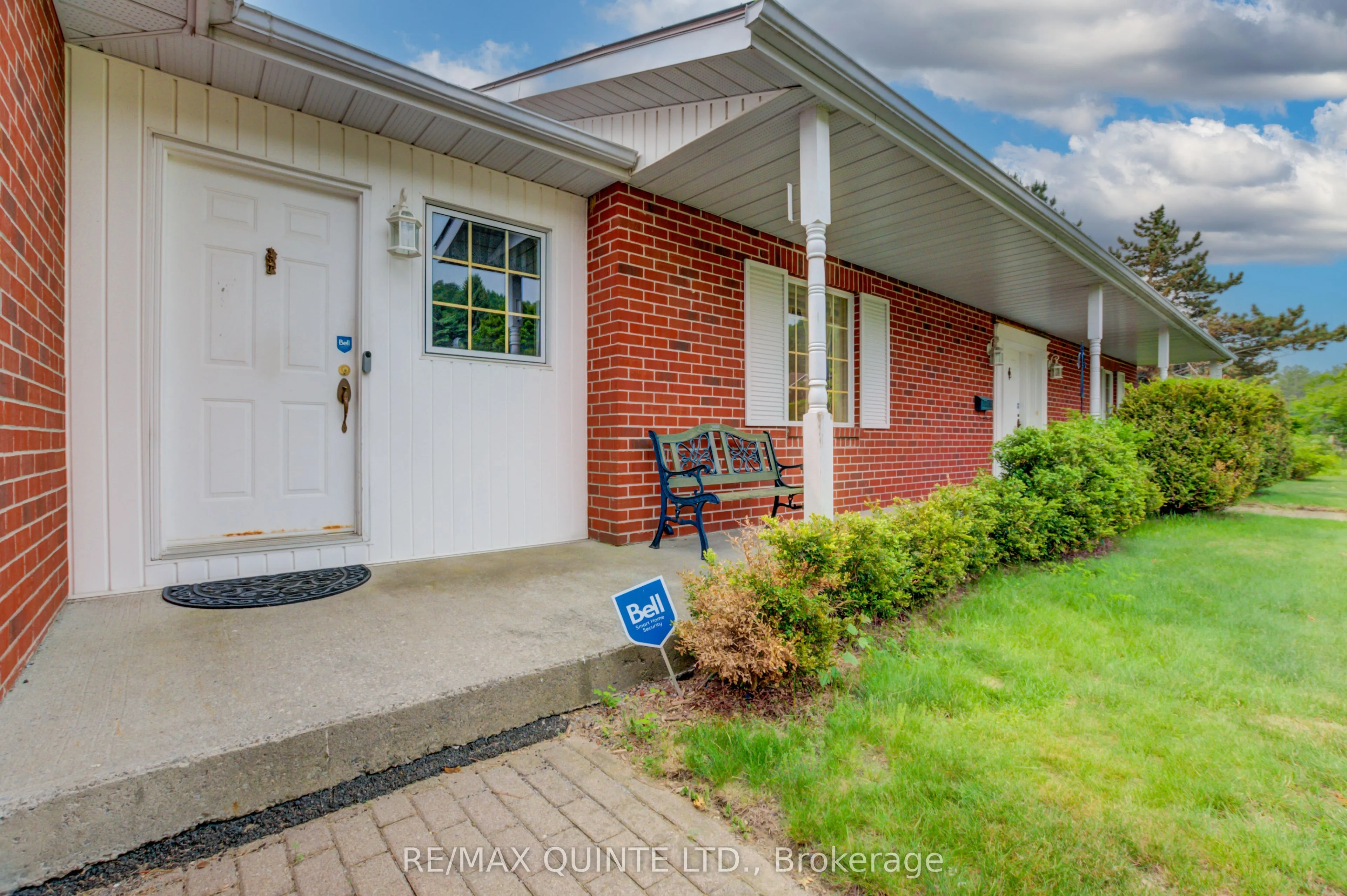 55 Oakridge Drive