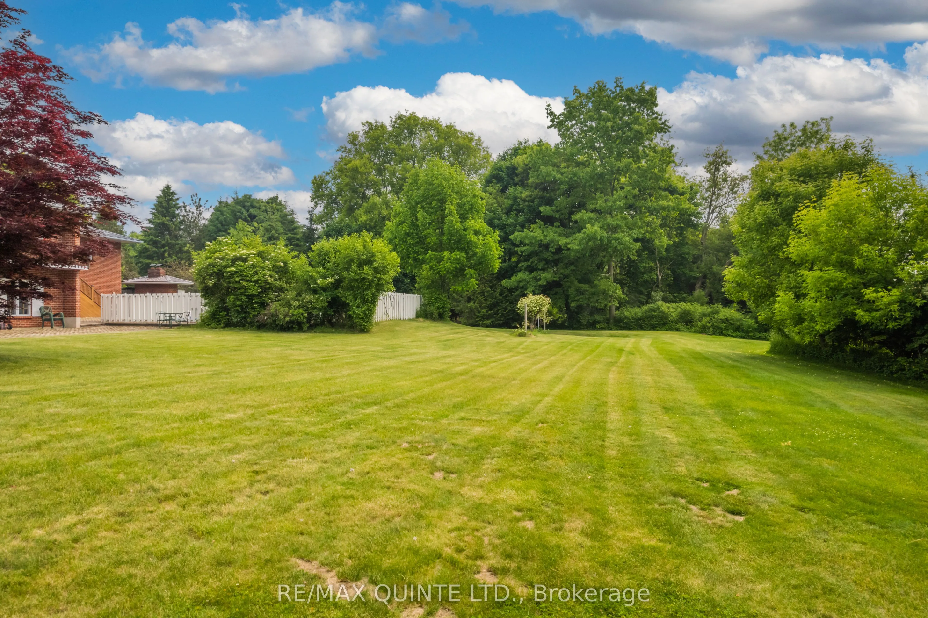 55 Oakridge Drive