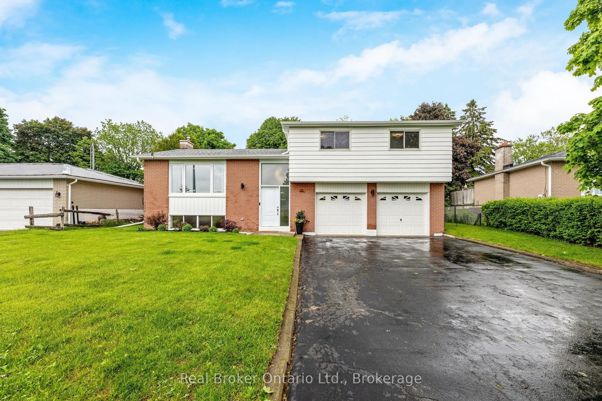 25 Erindale Drive