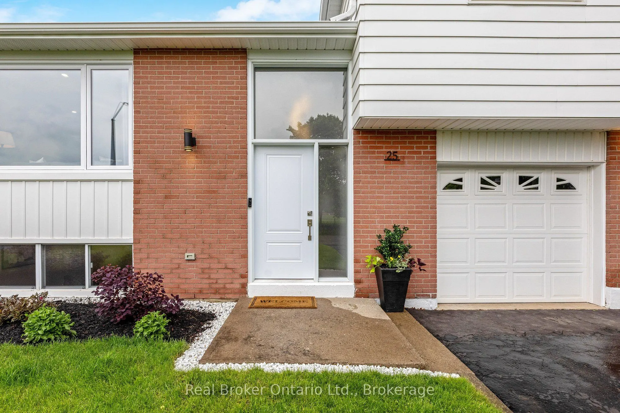 25 Erindale Drive