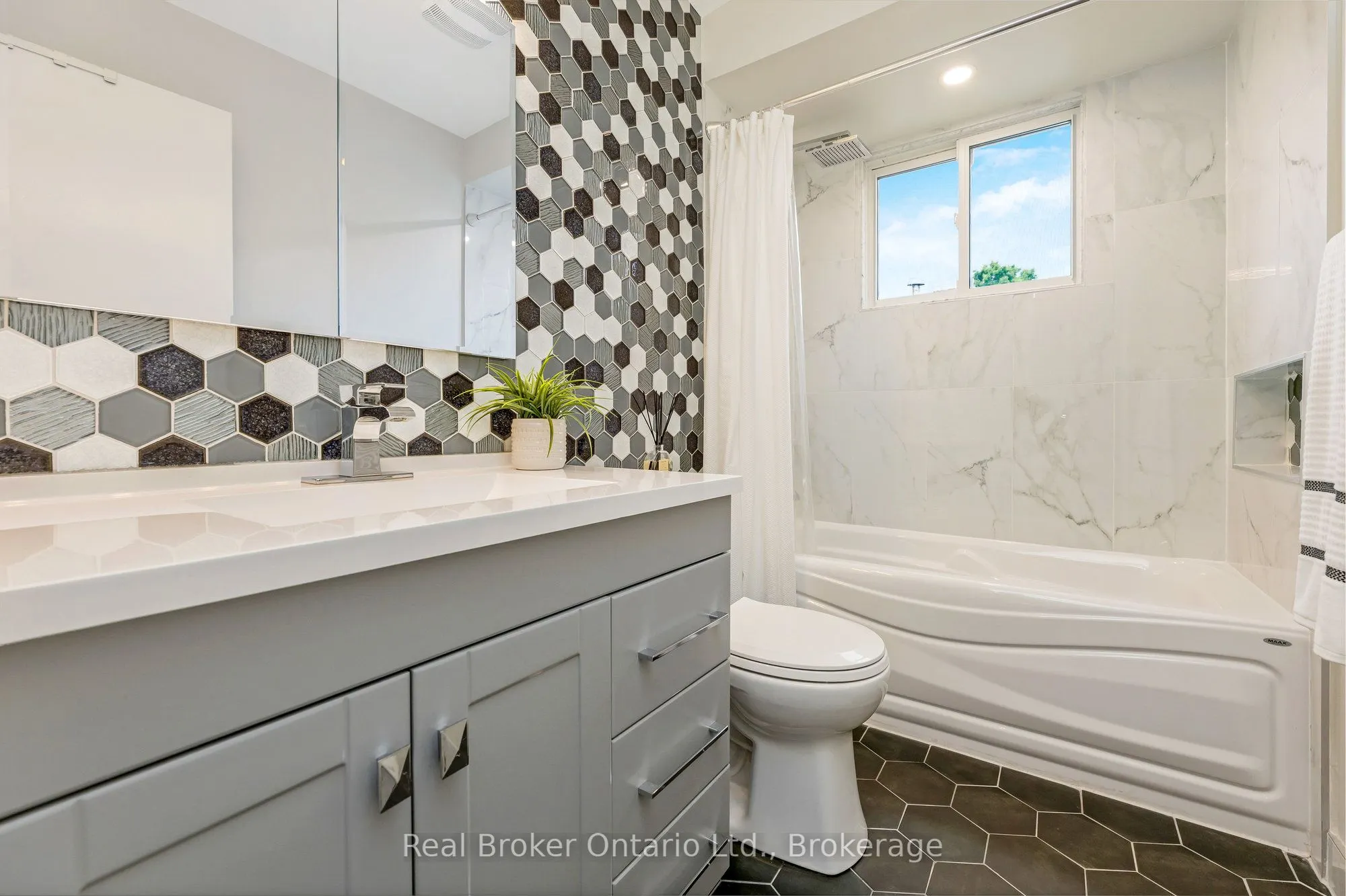 25 Erindale Drive