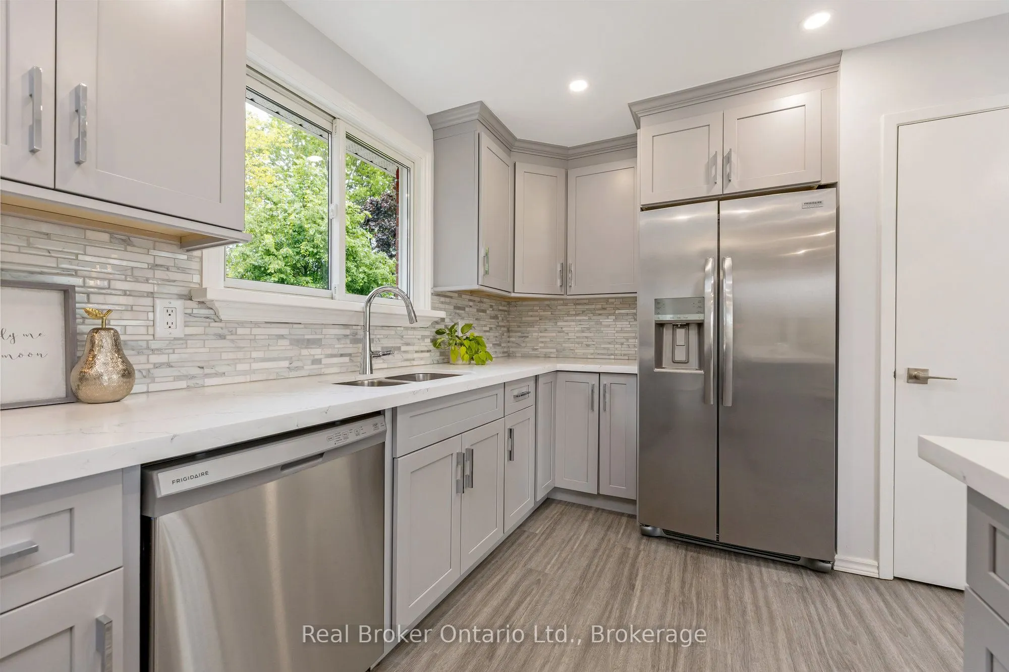 25 Erindale Drive