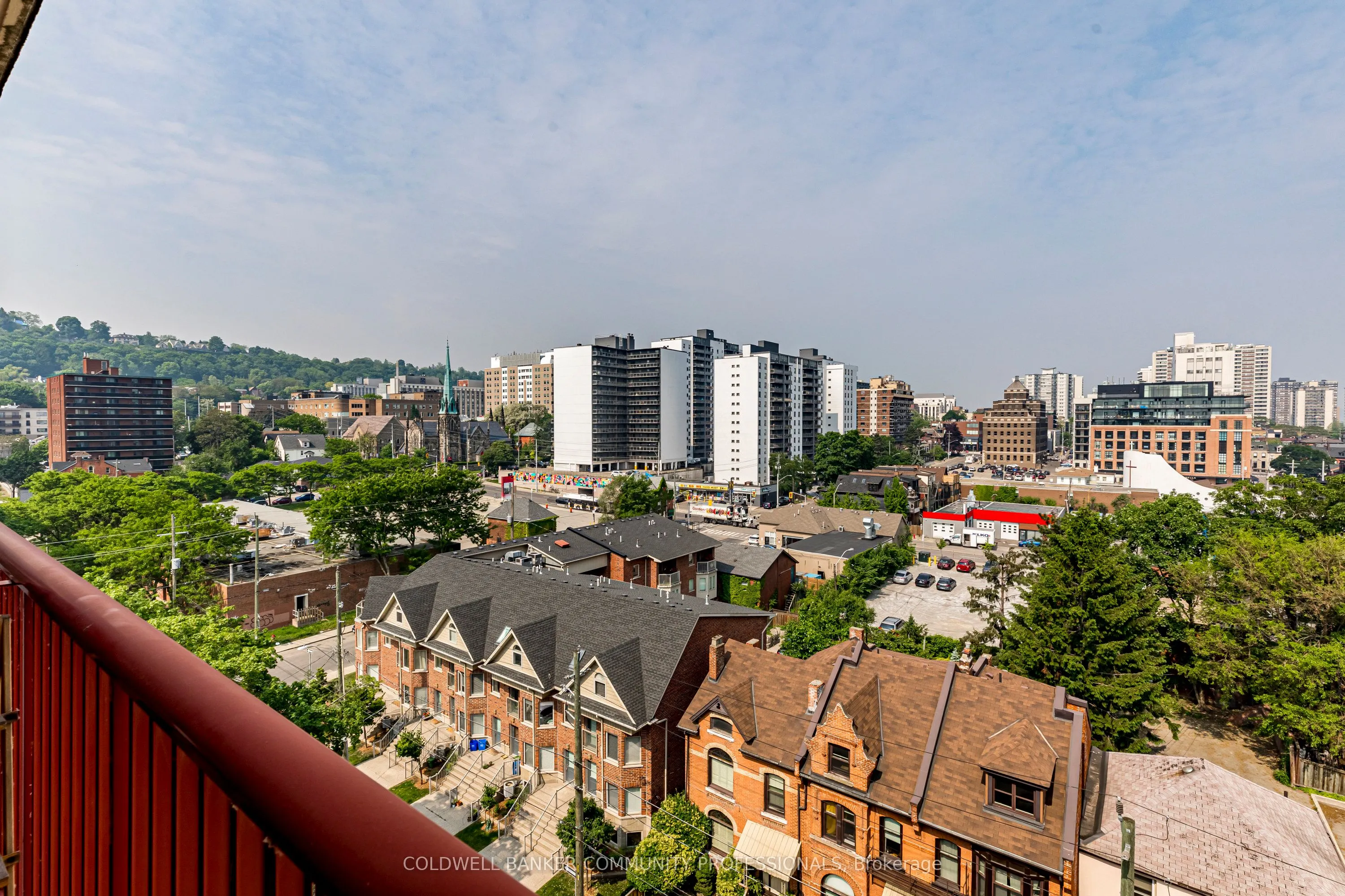 141 Catharine Street S, #902