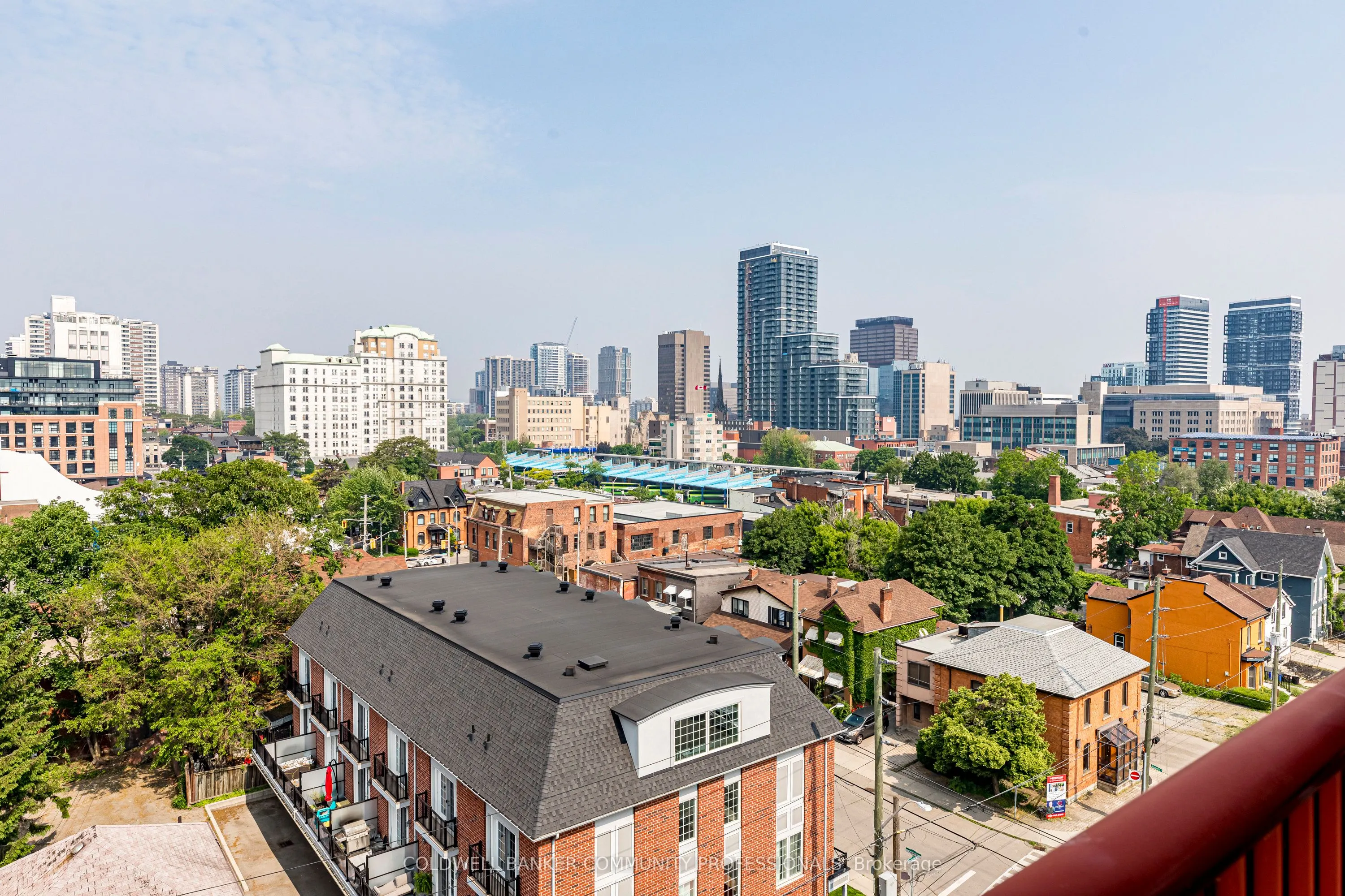 141 Catharine Street S, #902