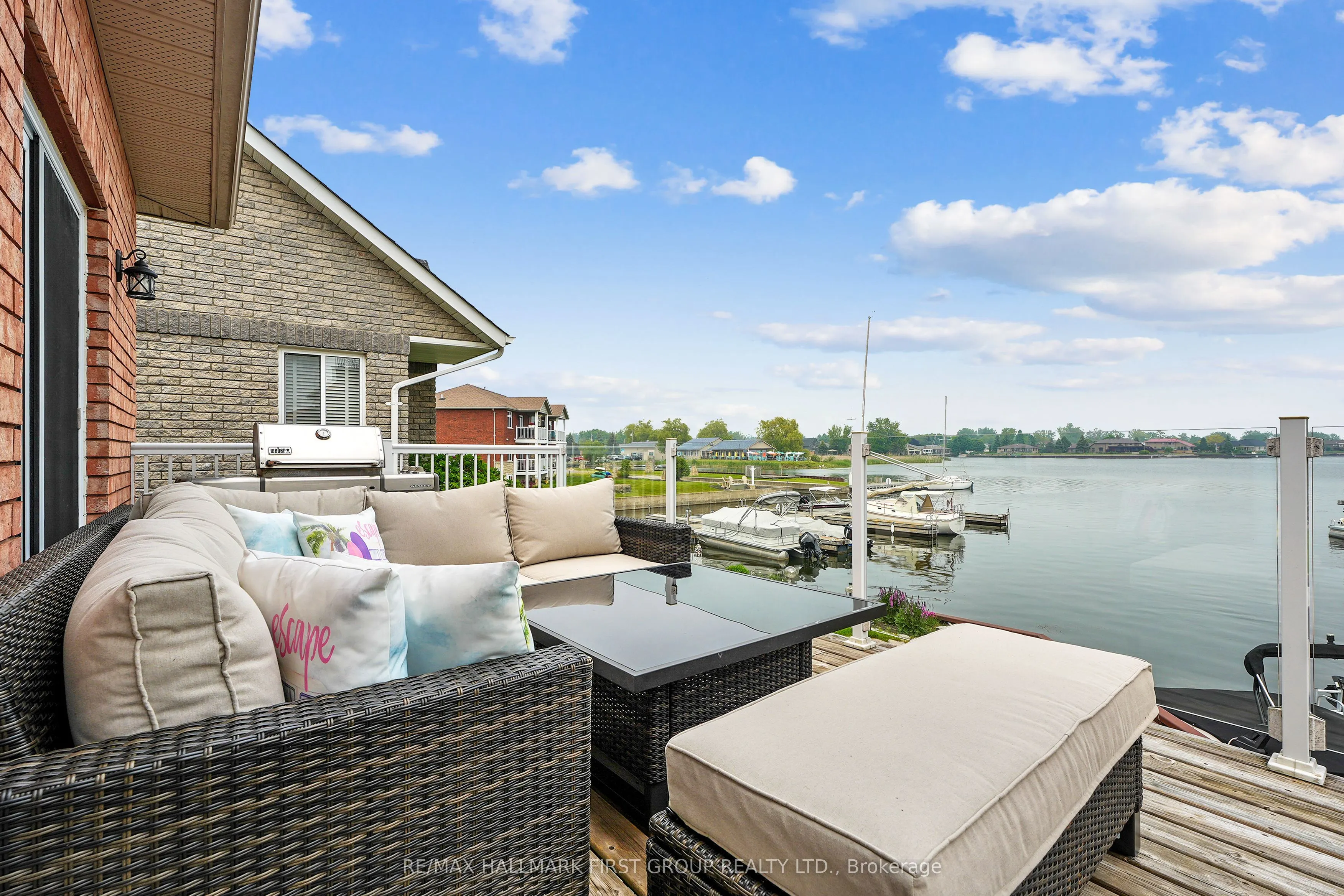 5 Edgewater Drive