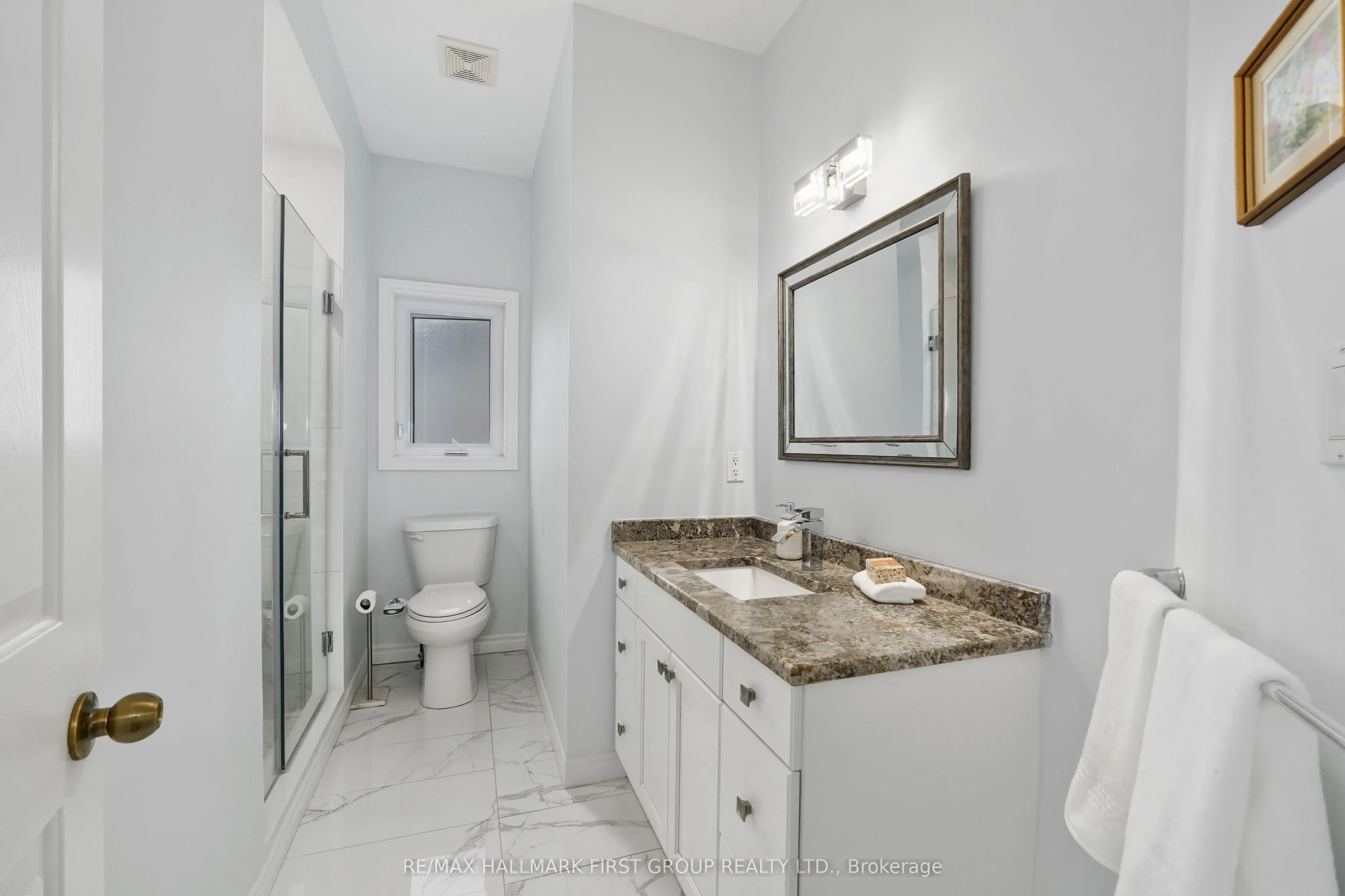 5 Edgewater Drive