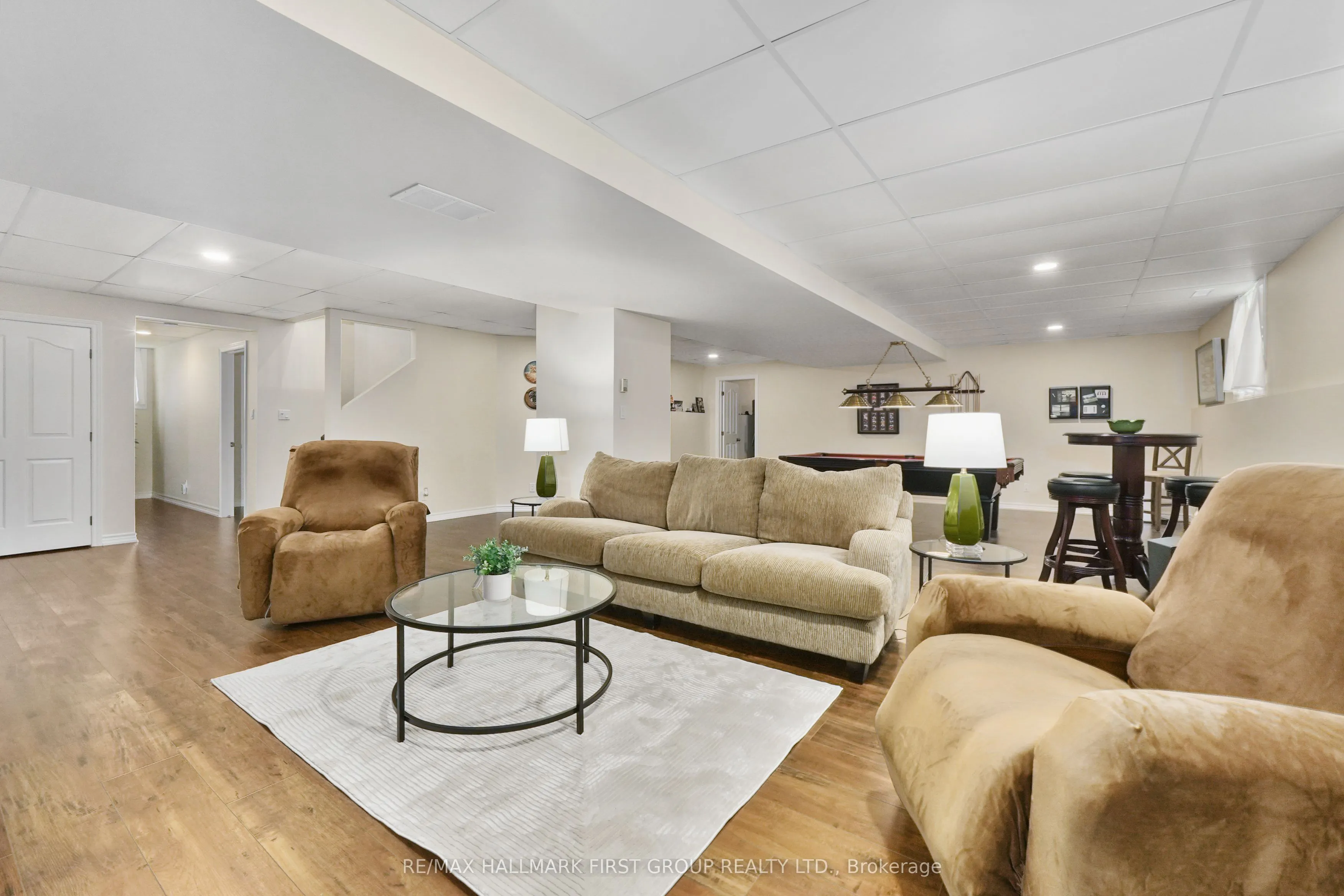 5 Edgewater Drive