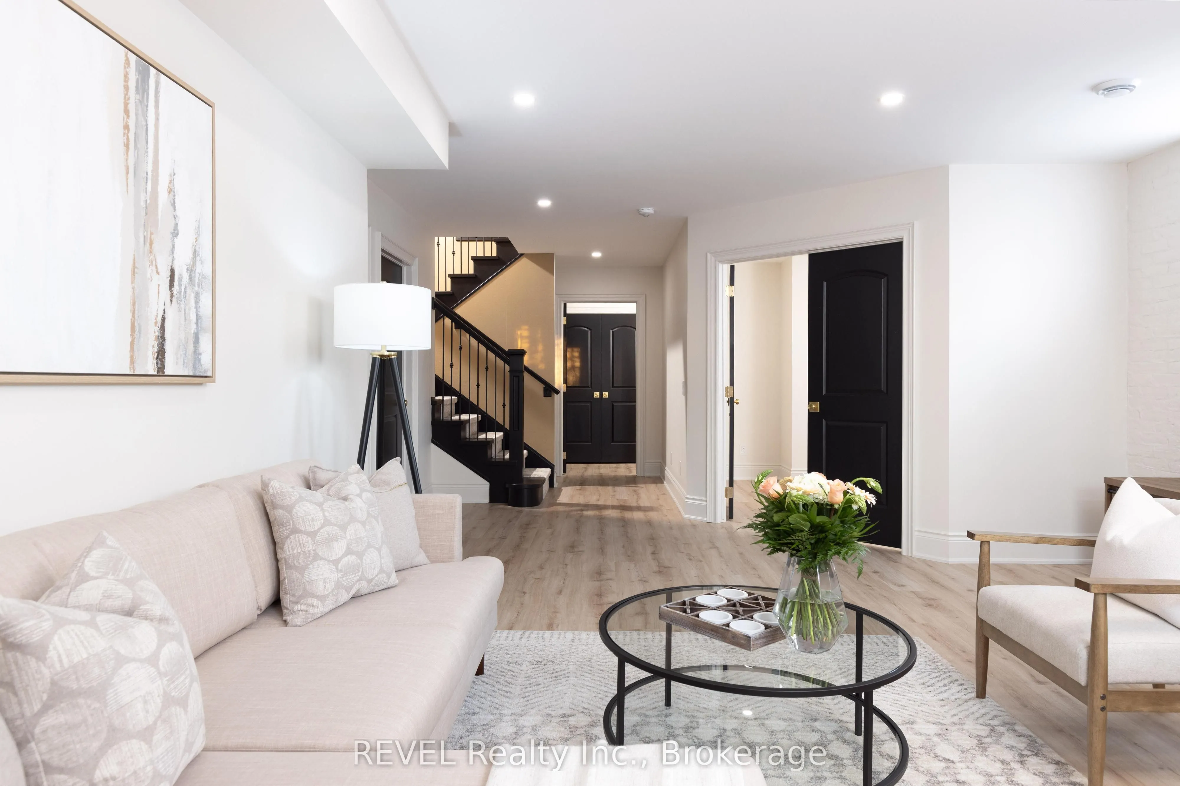 27 Arbourvale Common, #1