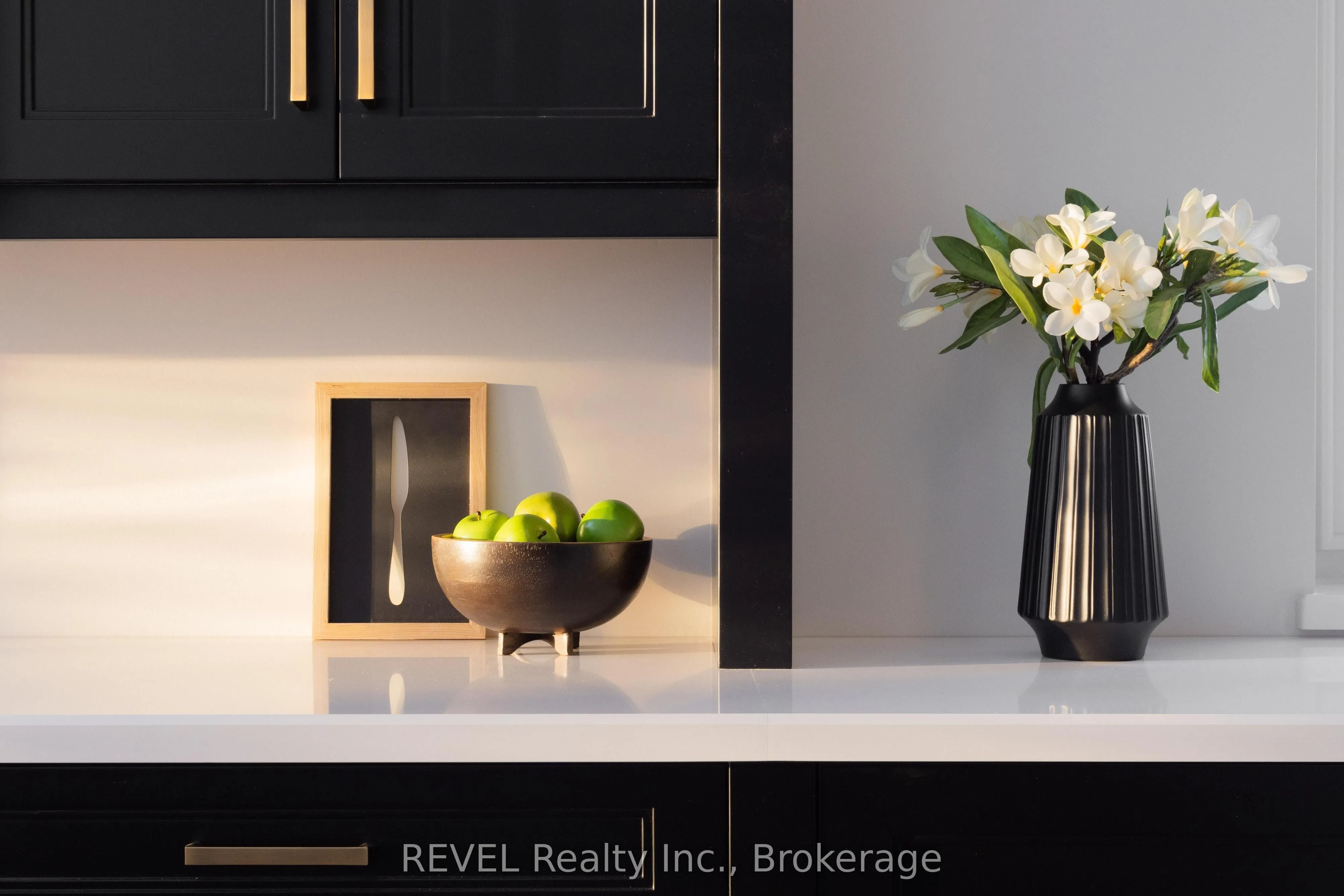 27 Arbourvale Common, #1