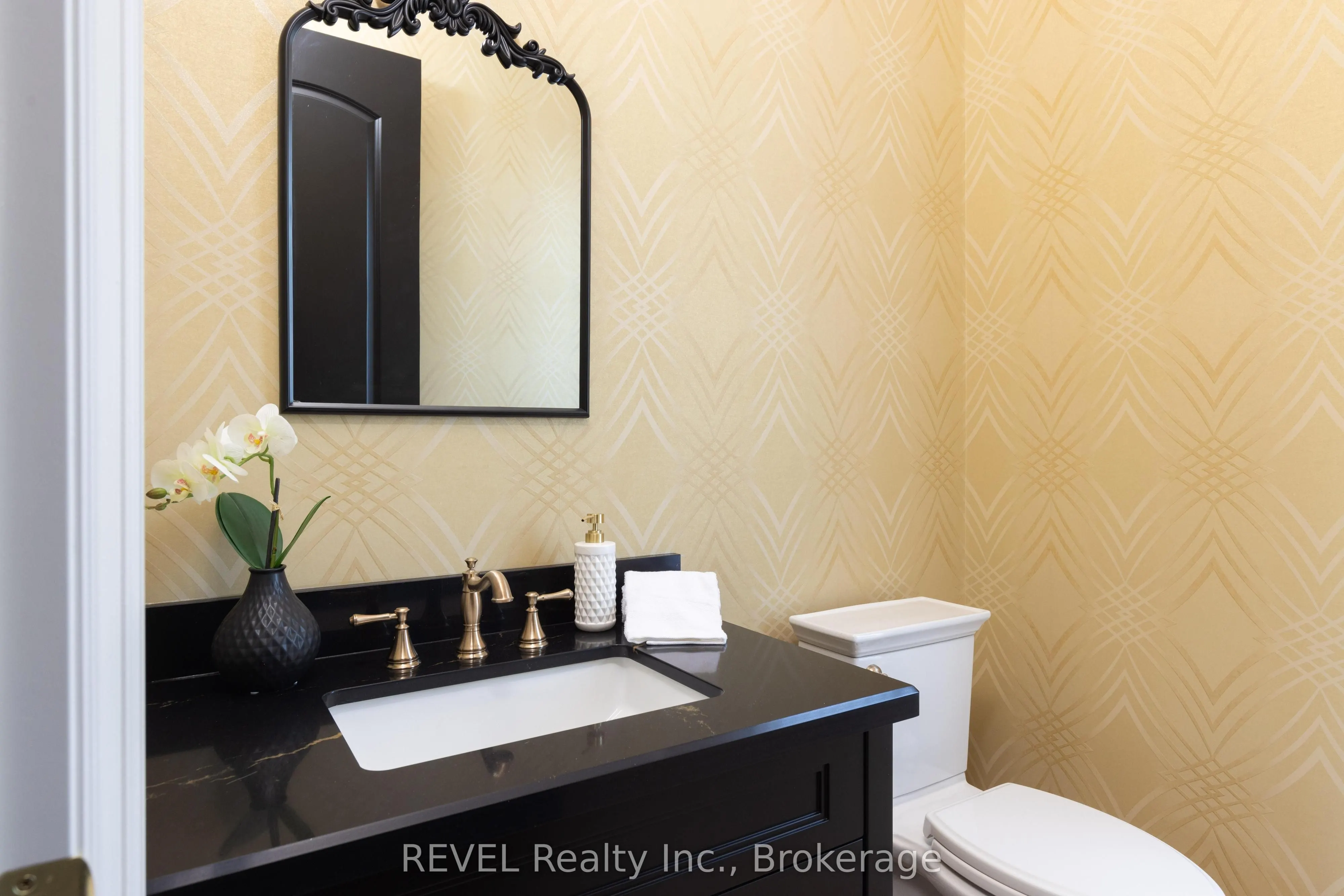 27 Arbourvale Common, #1