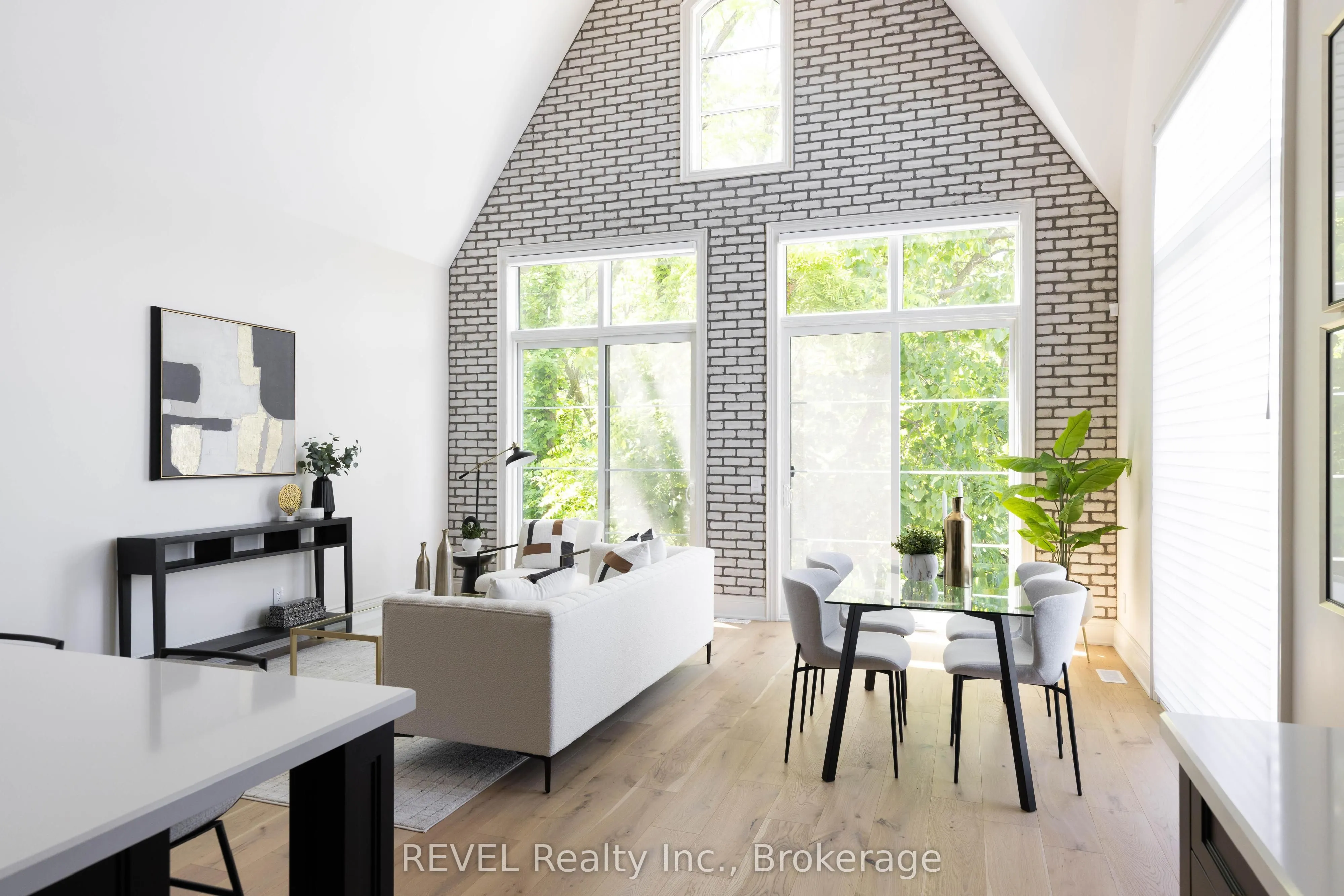 27 Arbourvale Common, #1