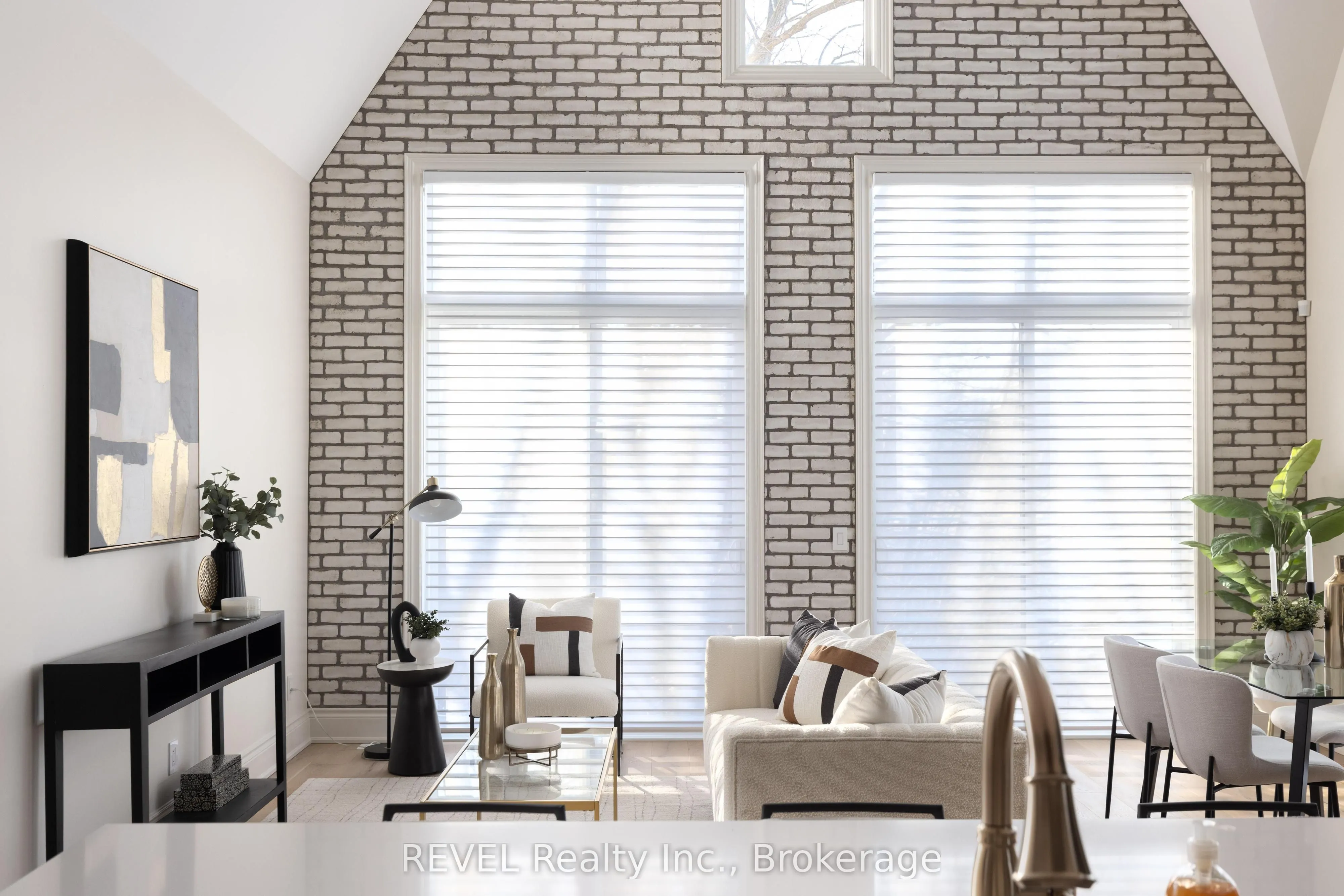 27 Arbourvale Common, #1