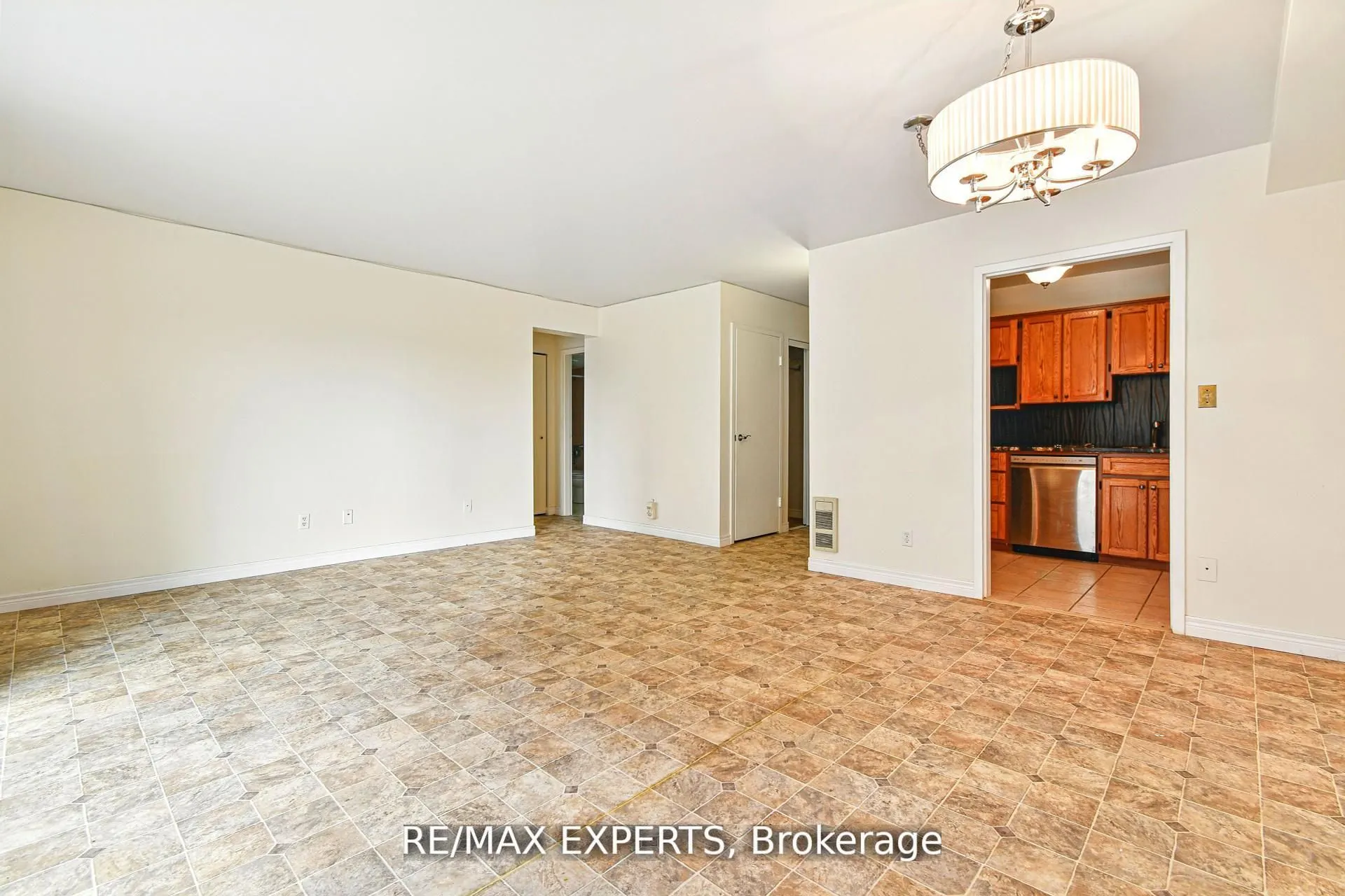 8591 Riverside Drive E, #410