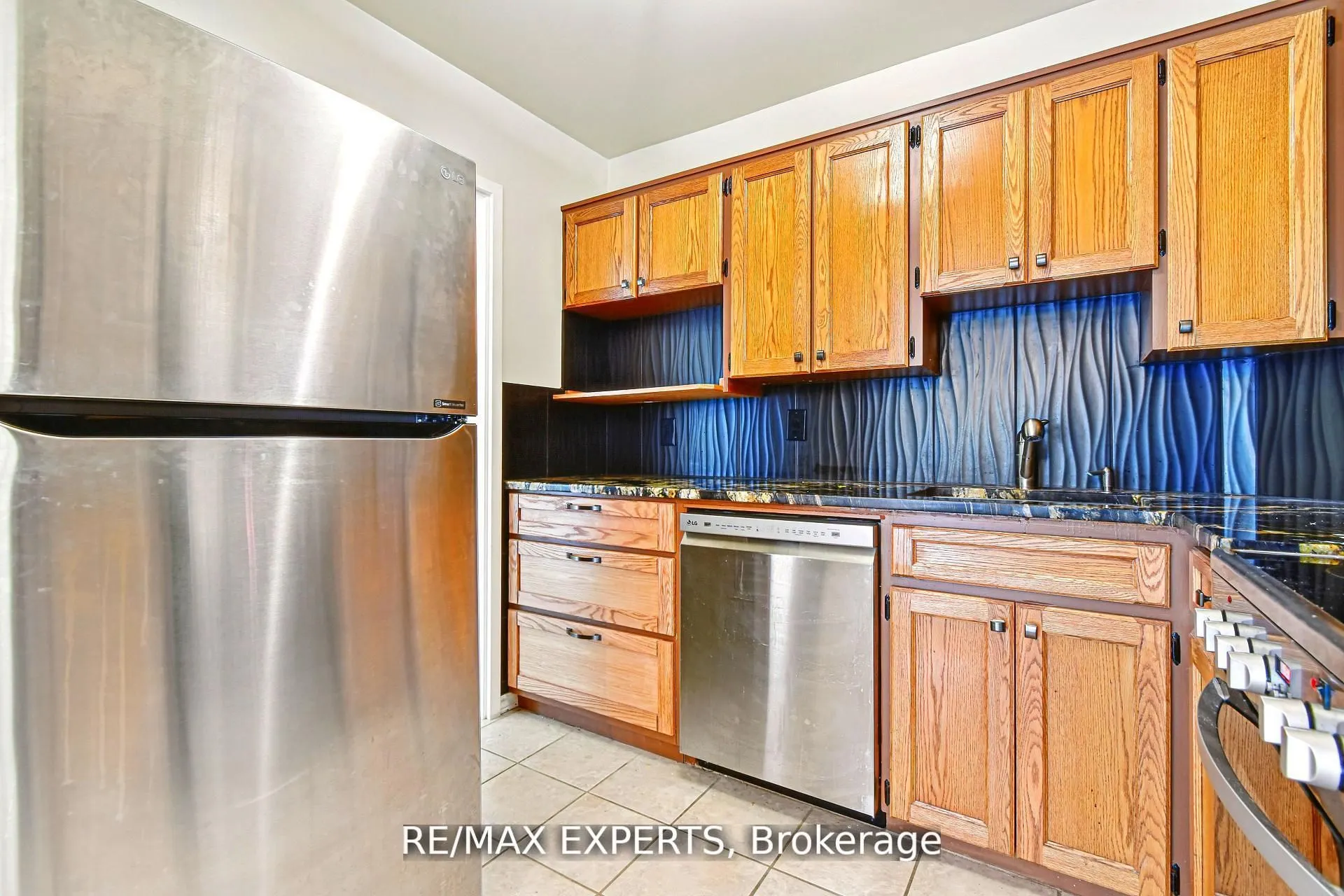 8591 Riverside Drive E, #410