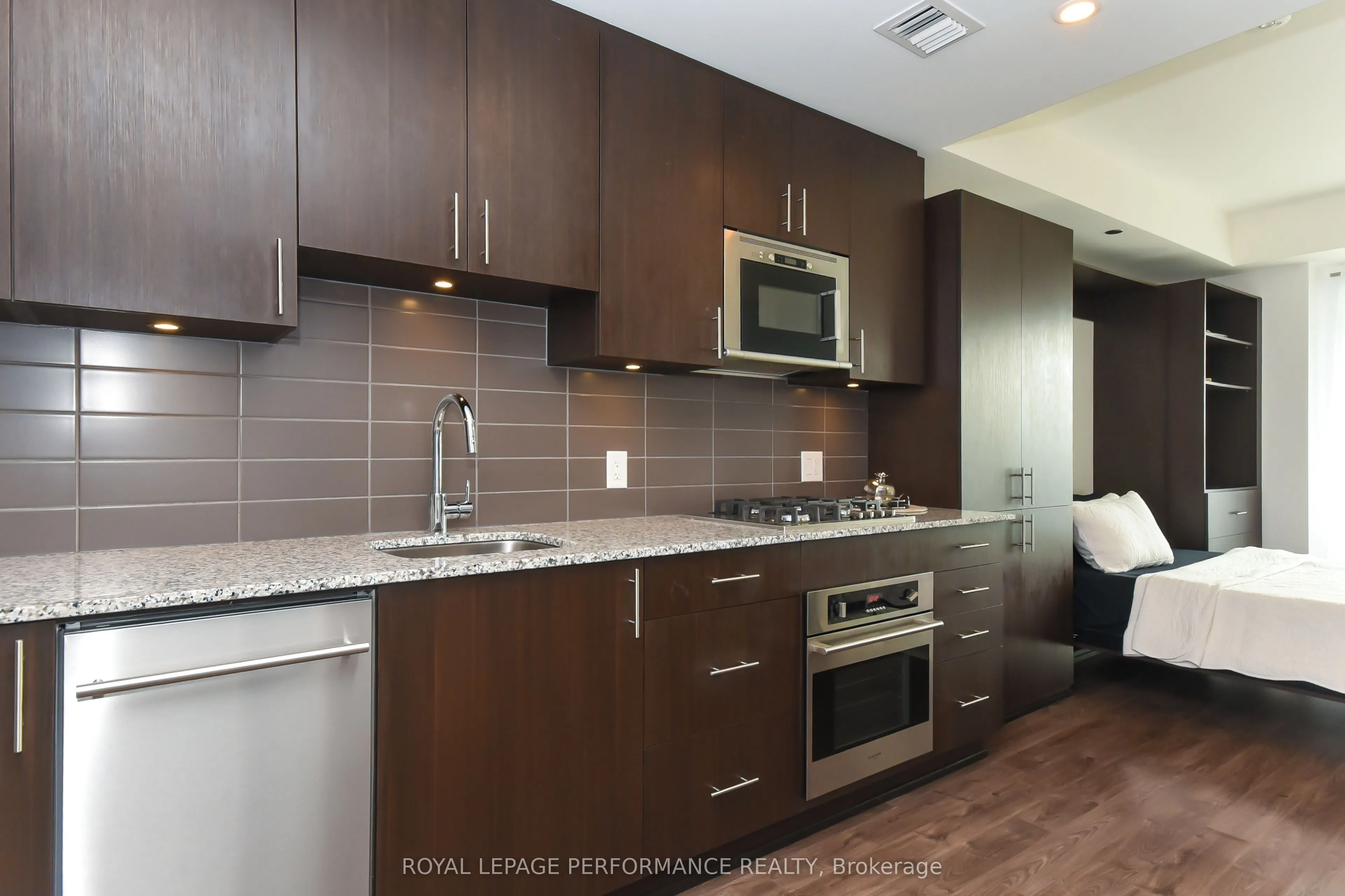 7 Marquette Avenue, #309A