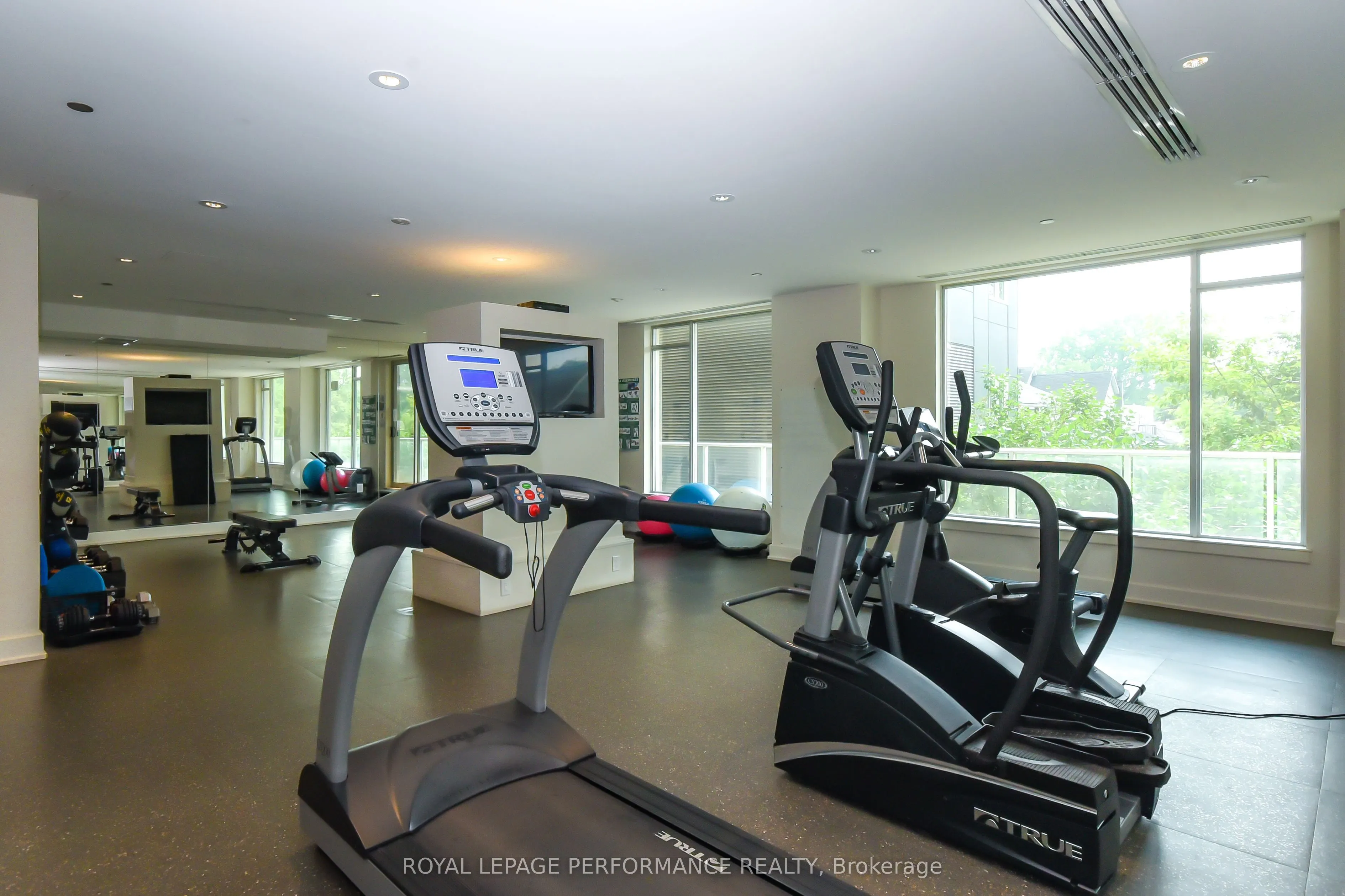 7 Marquette Avenue, #309A