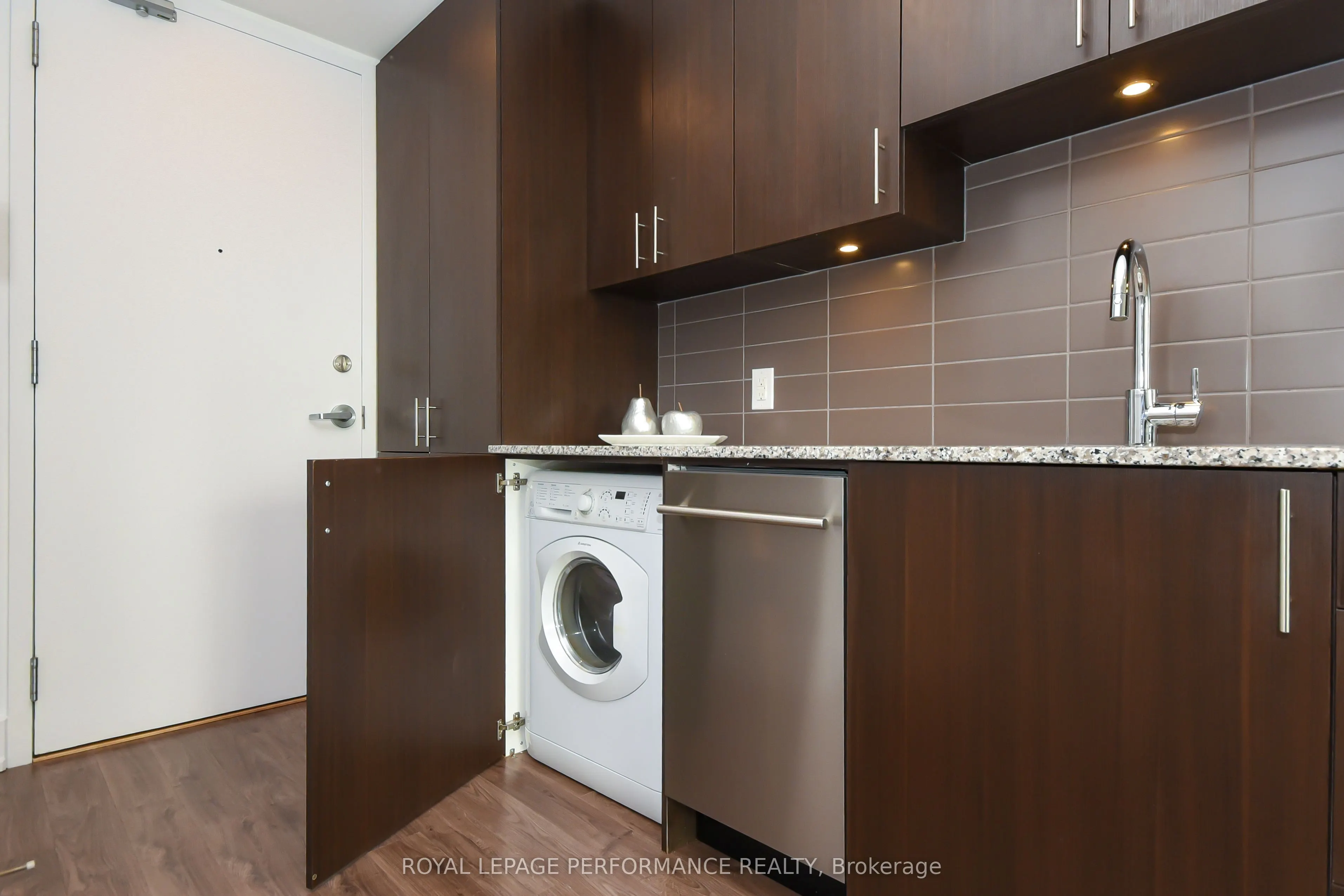 7 Marquette Avenue, #309A