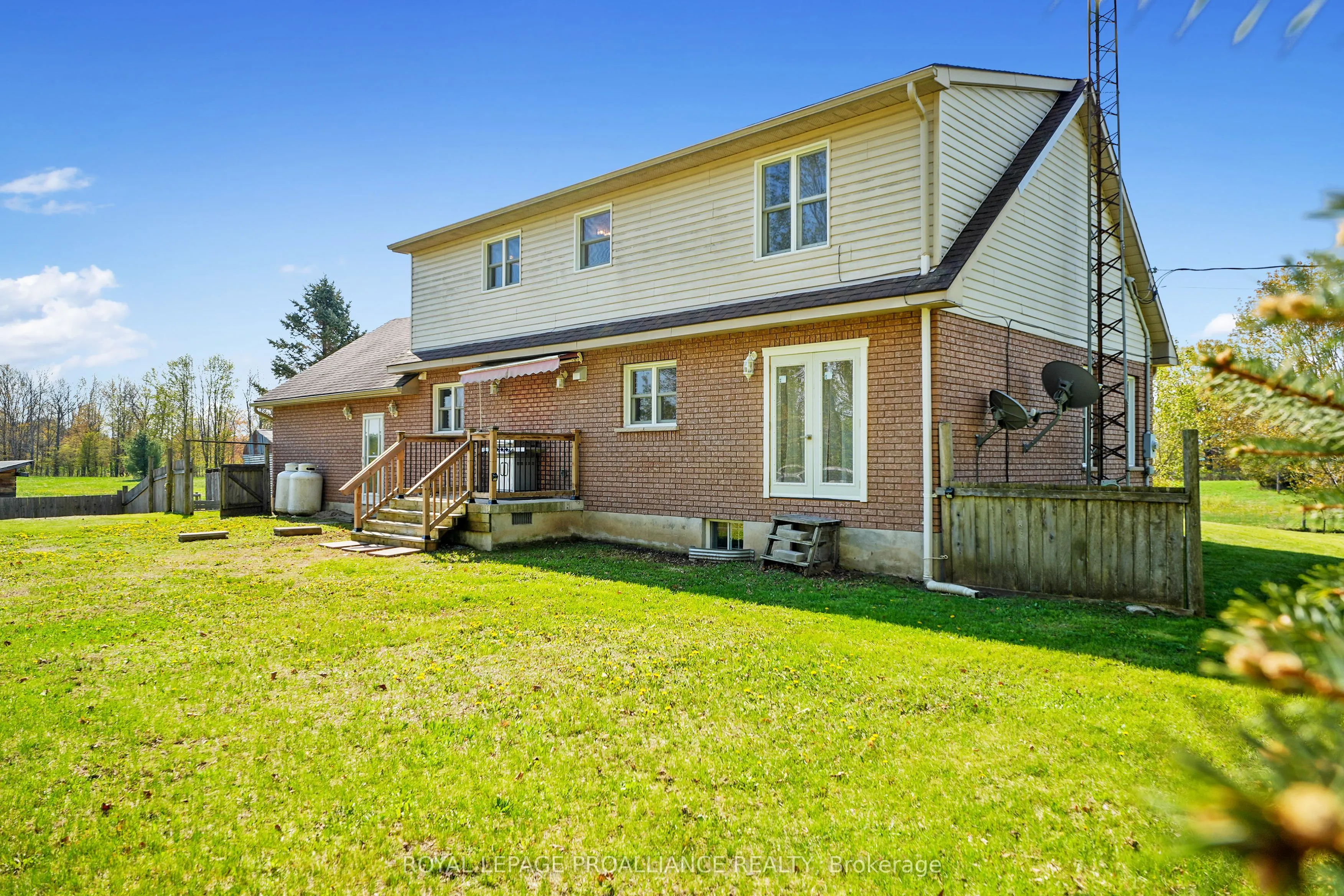773 Belmont Township 4th Line