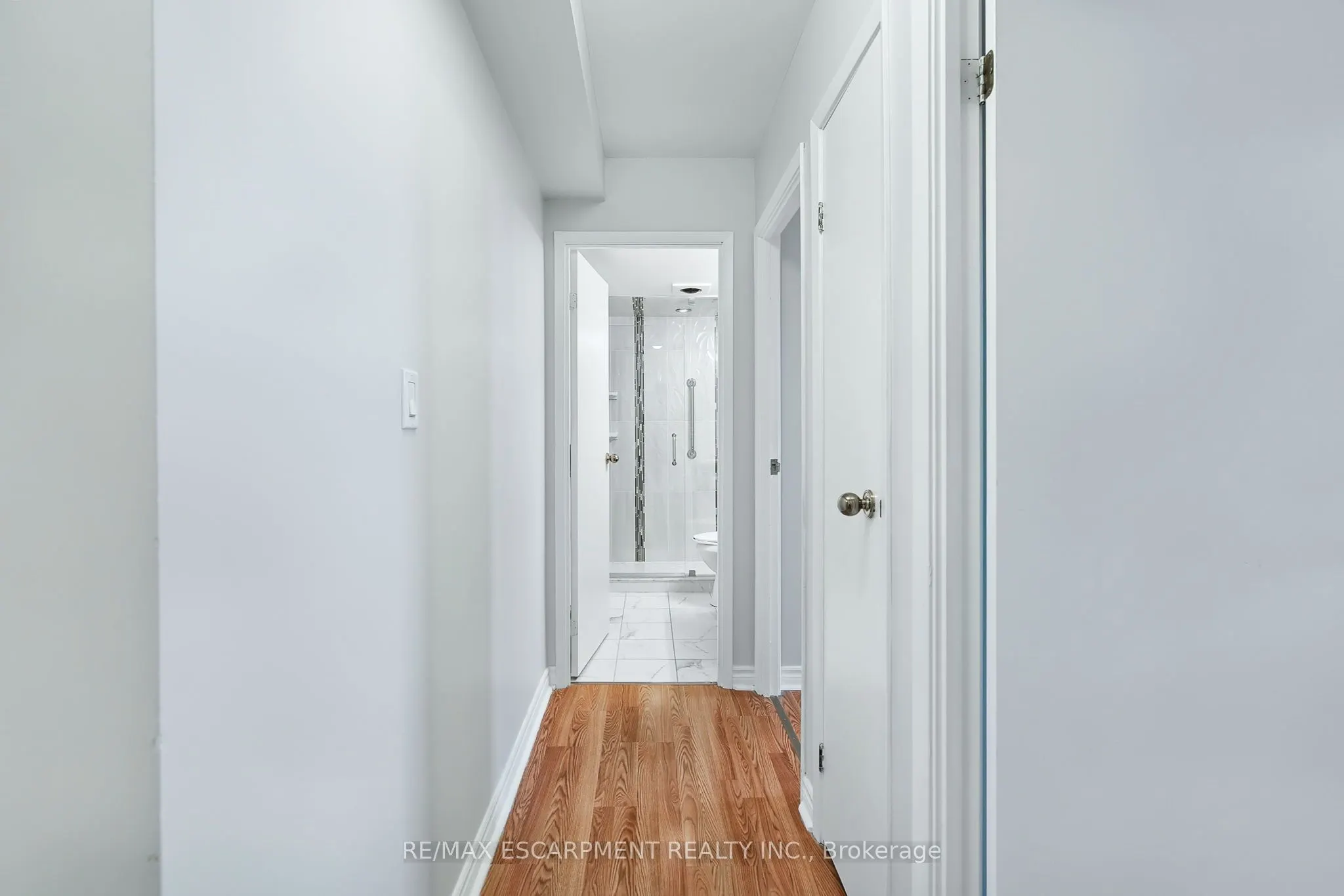 23 Main Street, #501