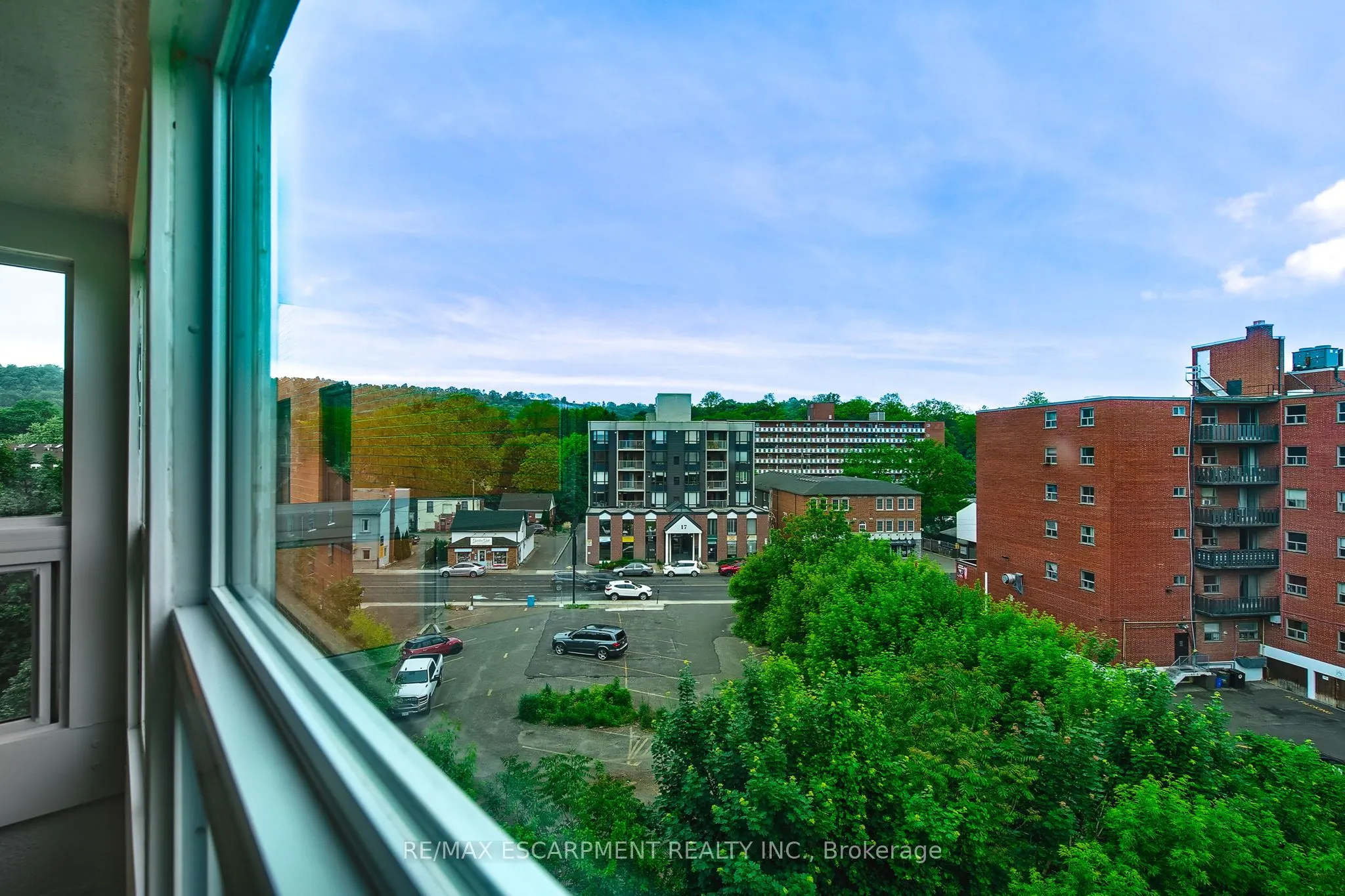 23 Main Street, #501